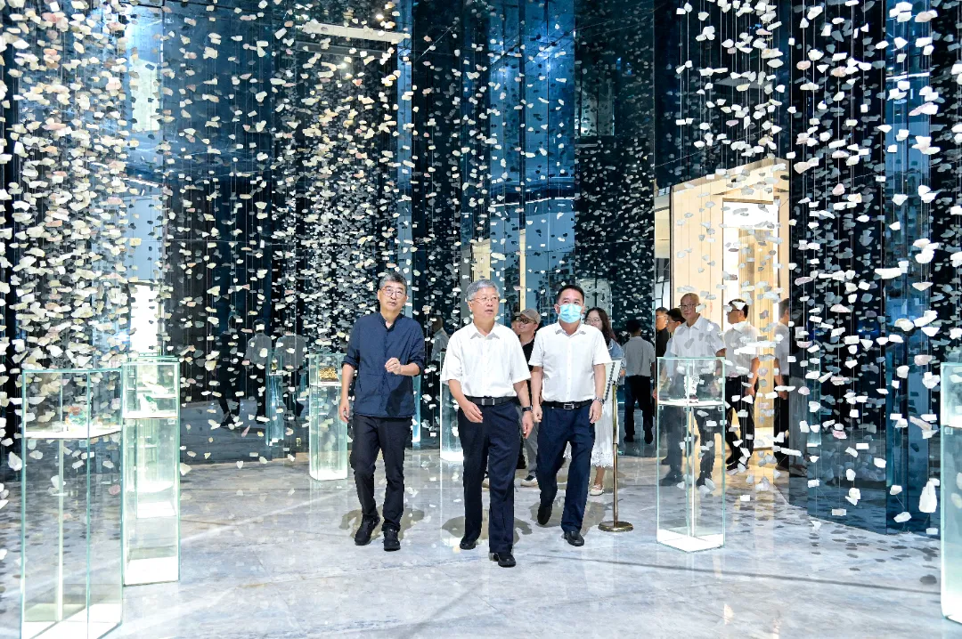 Fujian Provincial CPPCC Chairman Teng Jiacai Visits Yingliang Group for Inspection and Research (9).webp