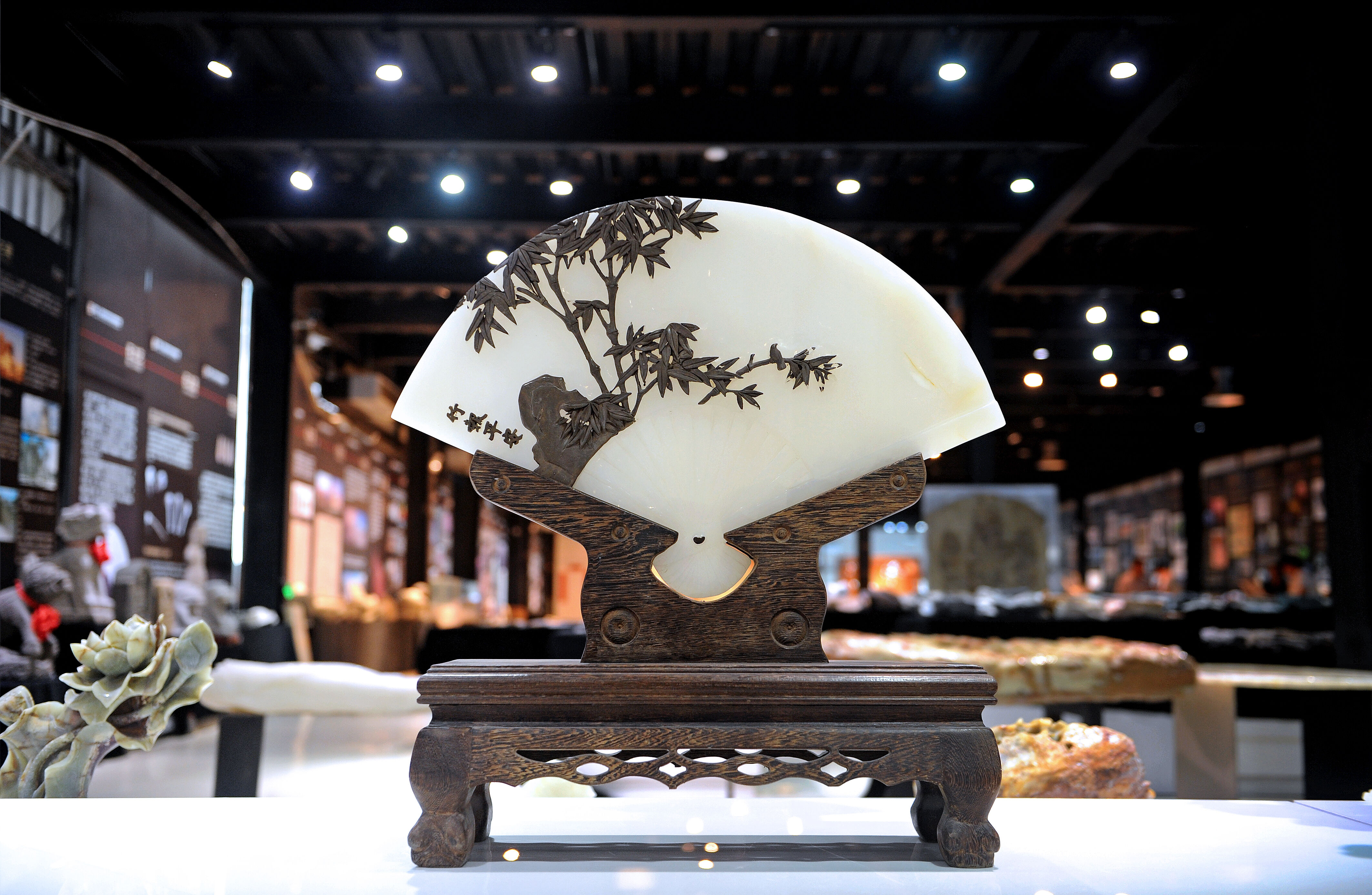 Stone nicknack – A Tiny Treasure of Nature’s Artistry stone crafts stone artworks