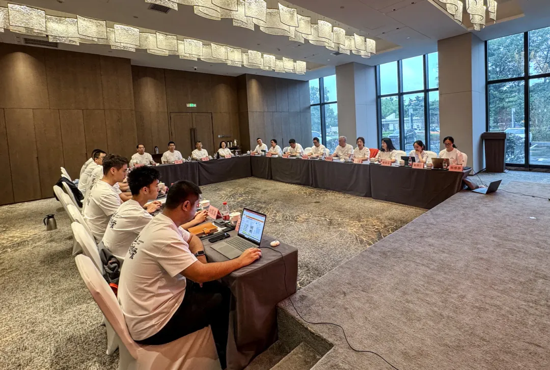 Yingliang Group  2025 Mid-Year Executive Management Meeting Successfully Held in Changchun (2).webp