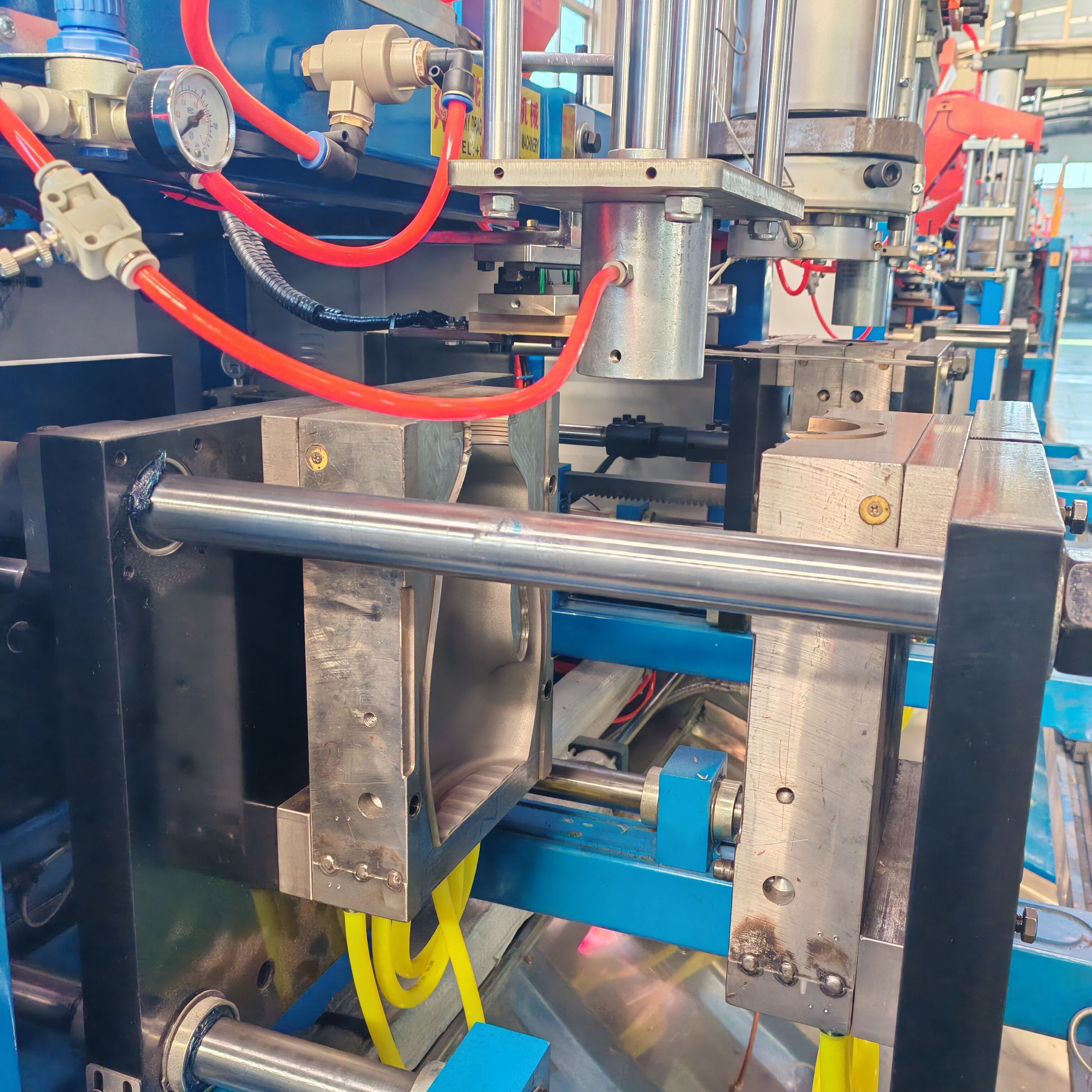 Προηγμένη μηχανική για αποτελεσματική απόδοση