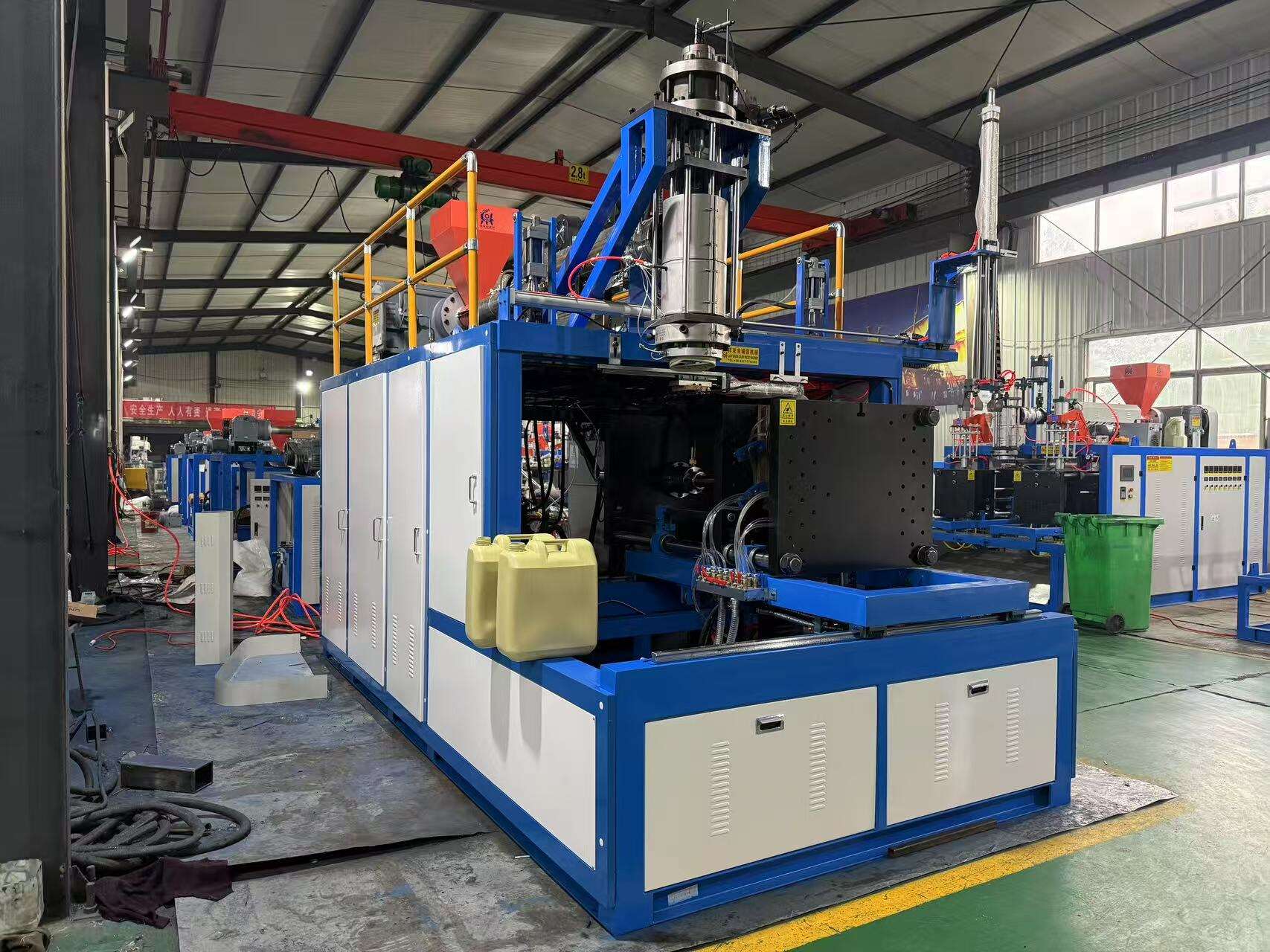 What parameters matter for 20L bucket making machine selection?
