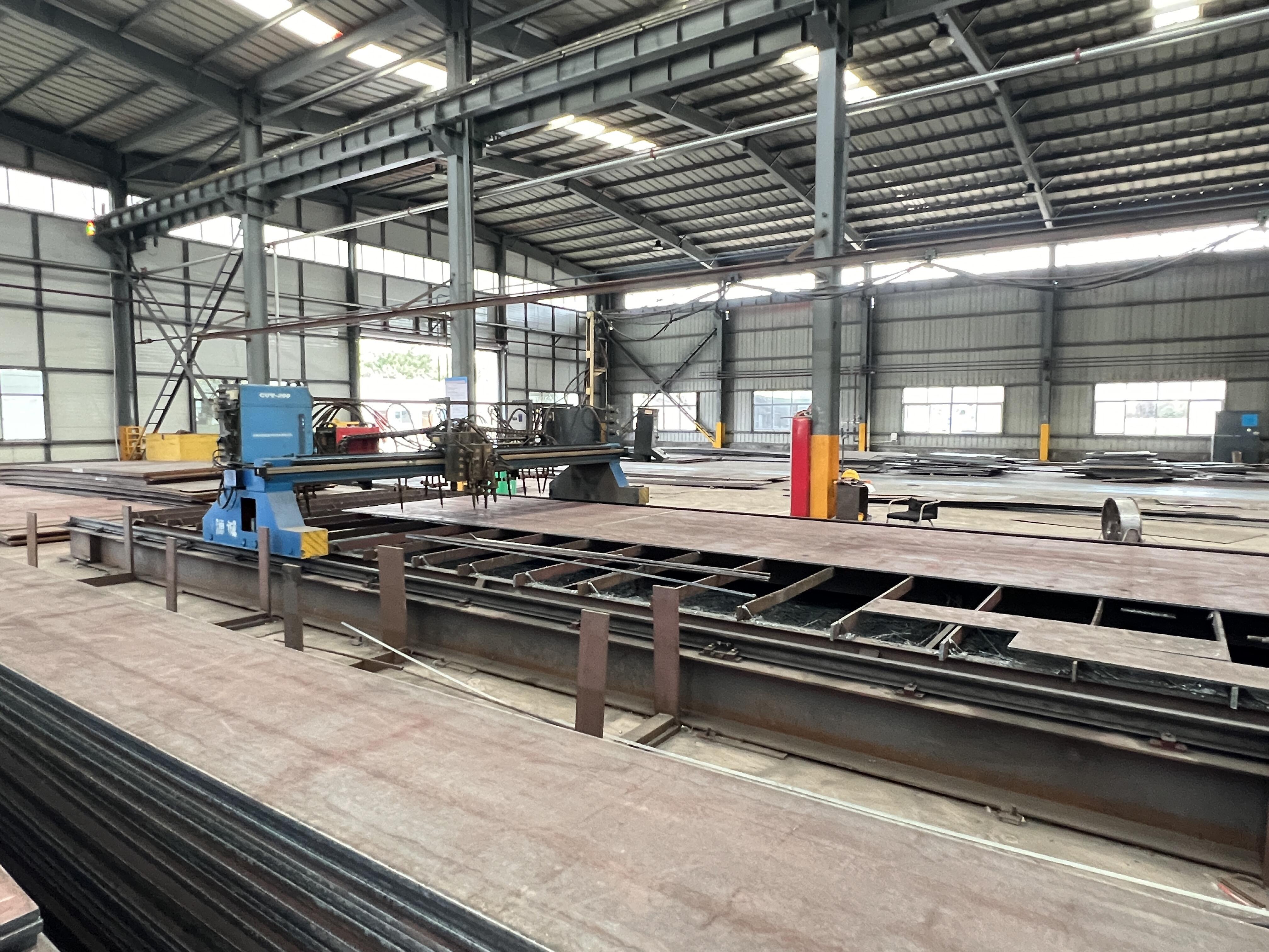 Industrial Design Pre-Engineered Building Lightweight Prefabricated Metal Steel Structure Farm Warehouse Workshop Shed manufacture