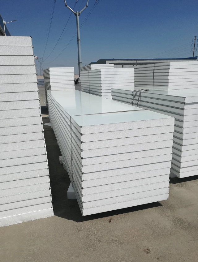What safety performance does eps sandwich panel possess?
