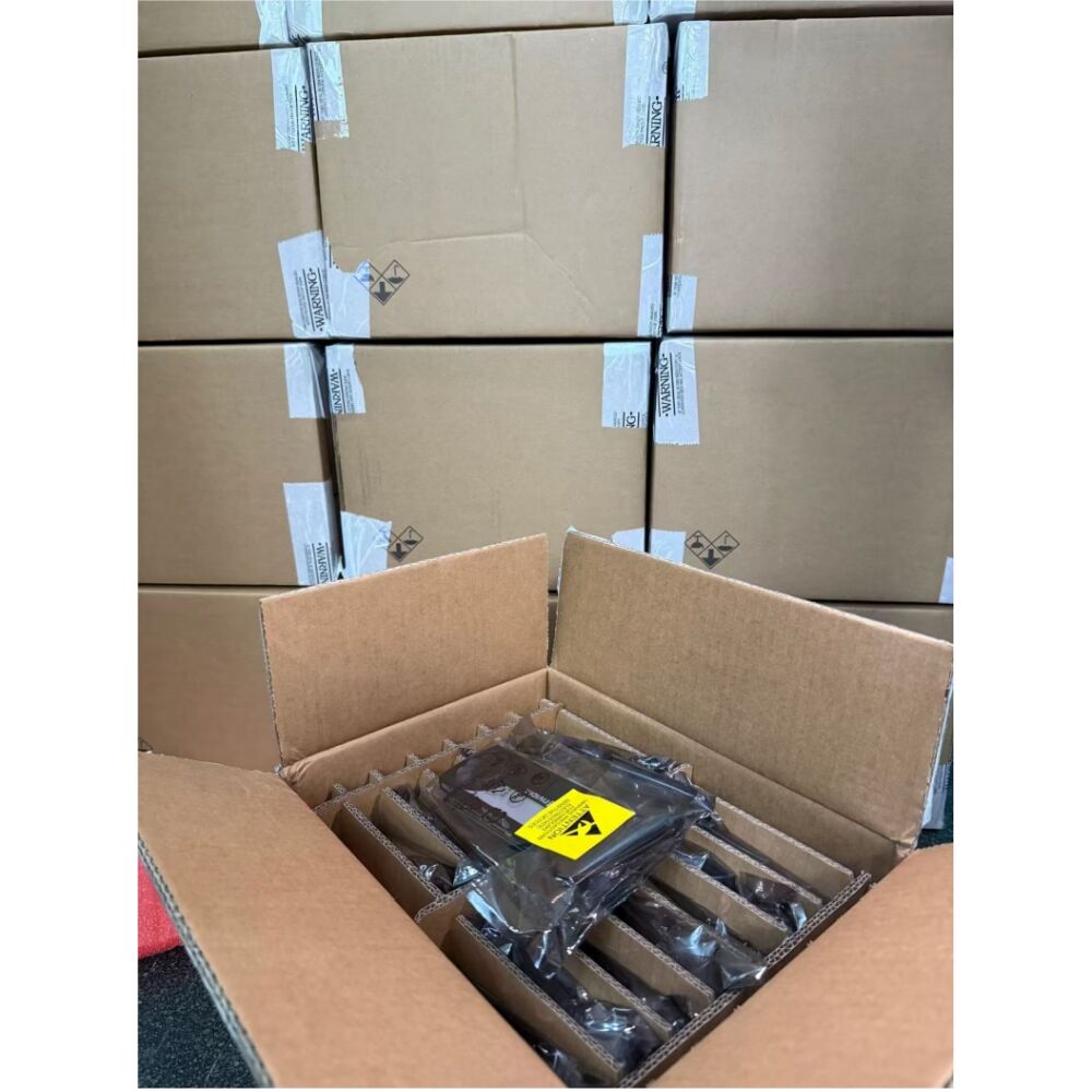 معمارية الذاكرة المتقدمة وعرض النطاق الترددي