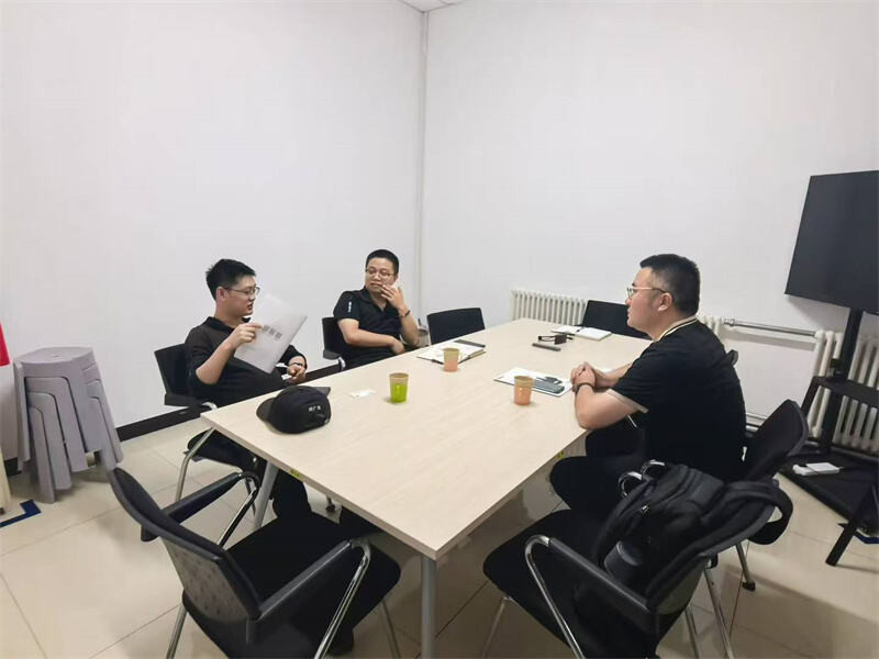 Discussing the Future of Intelligent Manufacturing | The HANKE Team Visited Lynk & Co for an In-Depth Visit, Discussing the Innovative Application of Polyurethane Technology in Automotive Production Lines