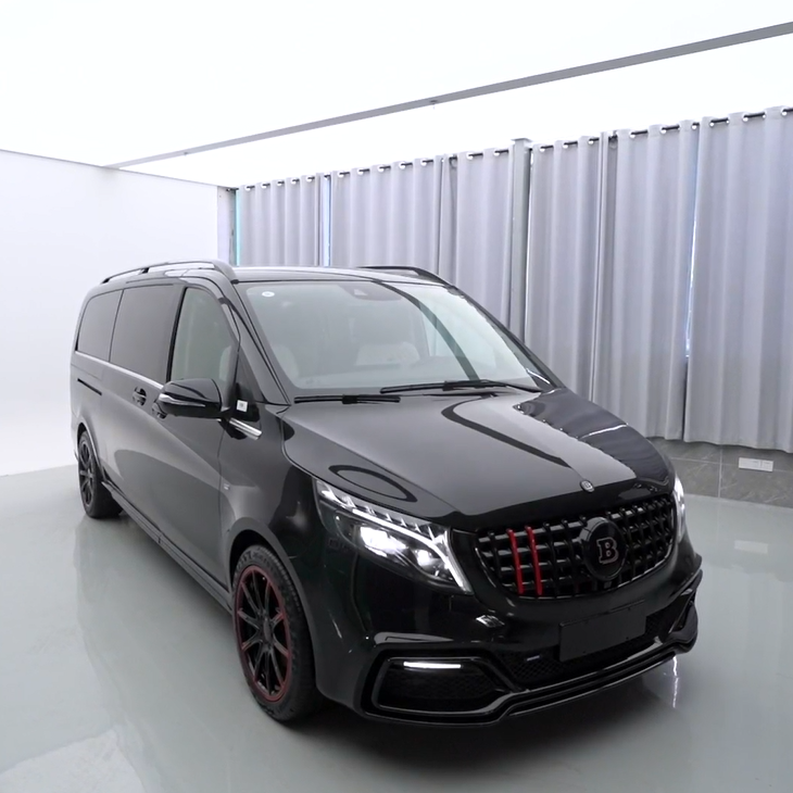 BRABUS 02 Display Video