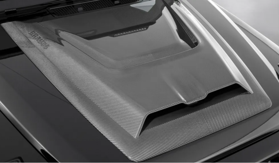 Is a Carbon Fiber Spare Wheel Cover a Worthwhile Upgrade for Luxury Vehicles?