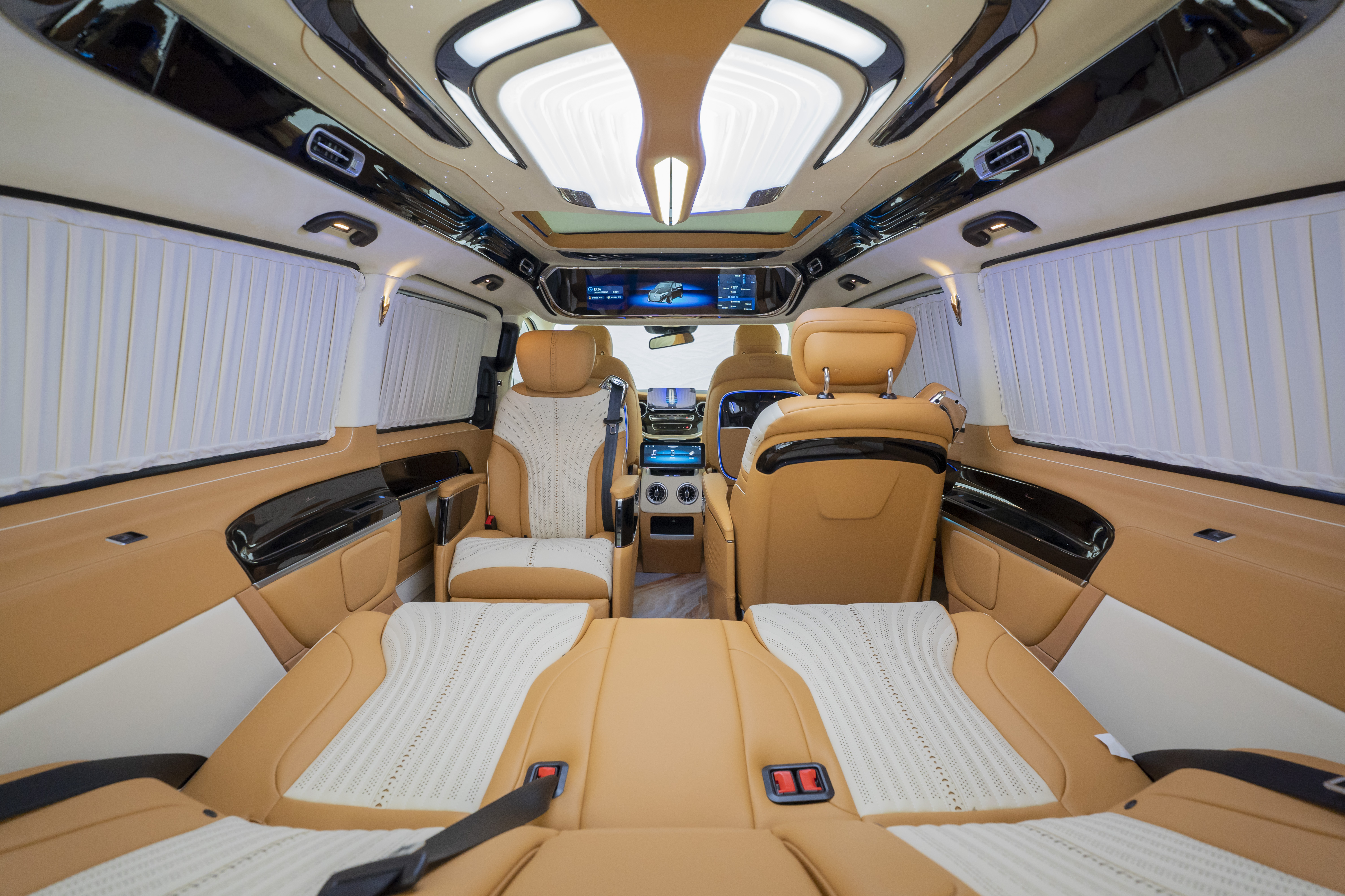 Stellar Voyager SZ500 Bentley Yellow 2025 Mercedes-Benz V300 d Exclusive 5dr 9G-Tronic [Extra Long/7 St]