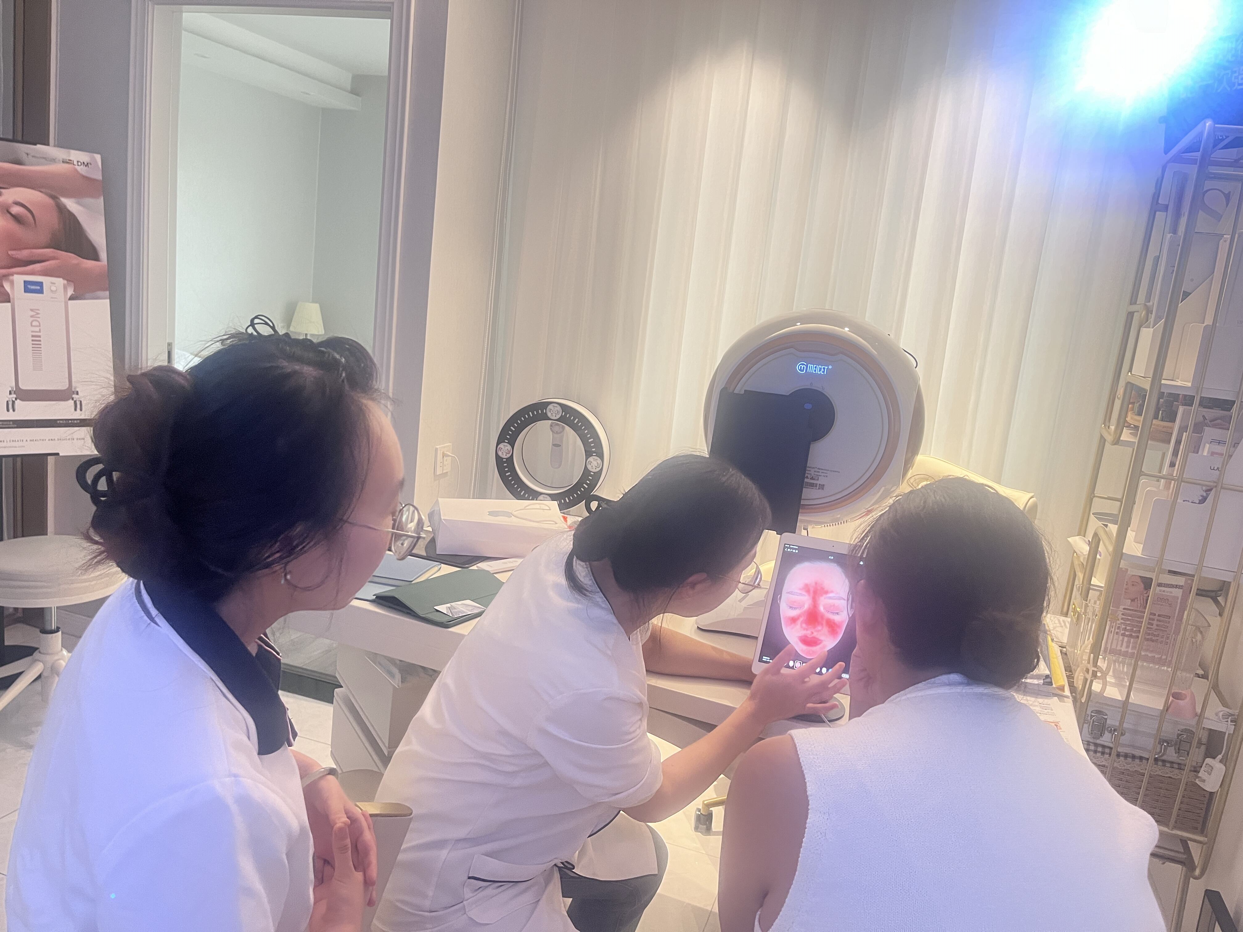 Skin Monitoring and Trend Evaluation in the Long Term