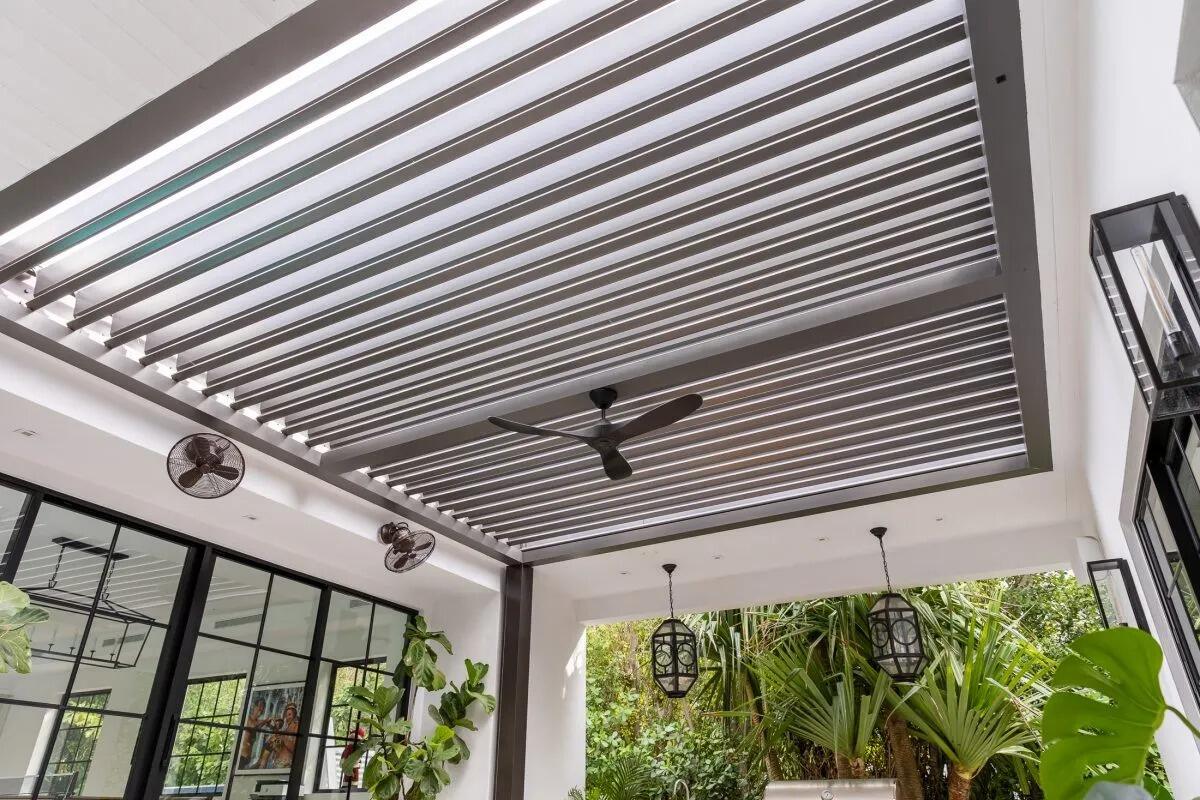 Pergola-Specific Hanging Electric Fan Gentle Breeze for Summer Comfort