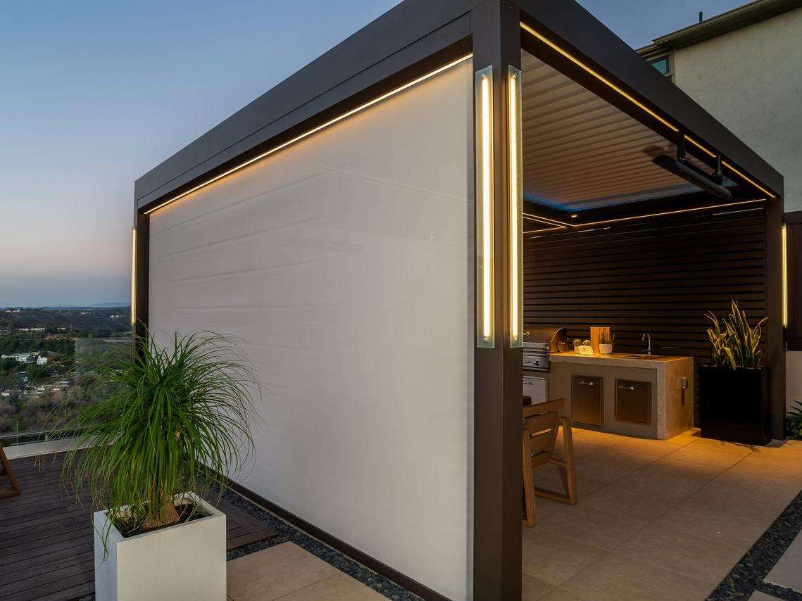Windproof & Waterproof Sunshade Curtain blinds for Aluminum Pergola