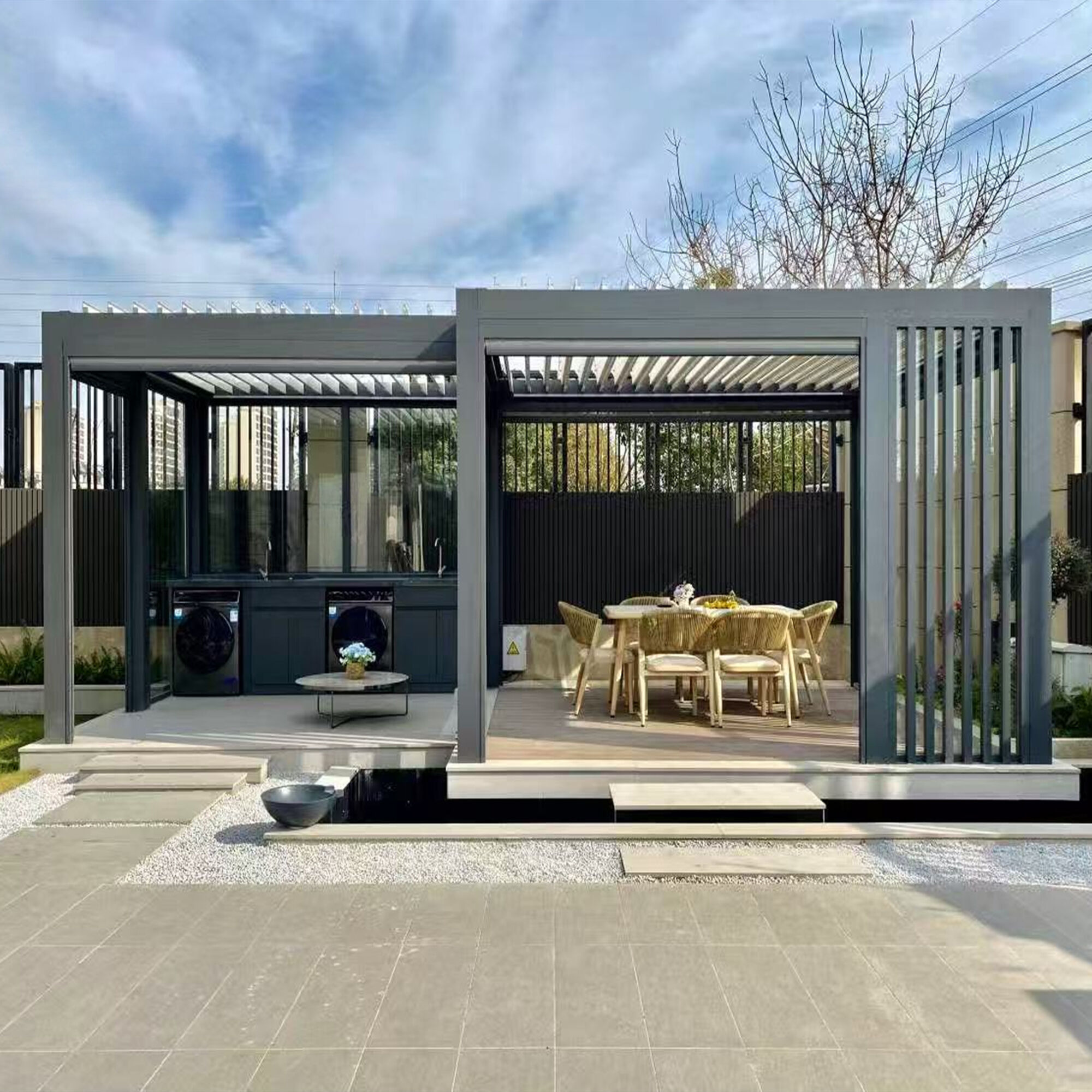 Easy Operate Retractable Reversible Pergola Ideal for Modern Outdoor Spaces