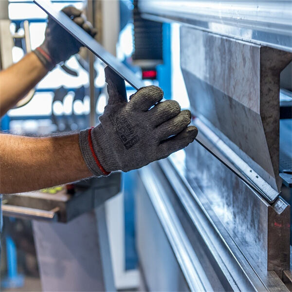 工場における高精度加工および事前組立