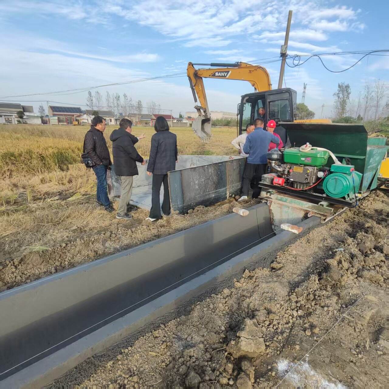 Irrigation ditch forming machine Trench Lining Machine U shape customized Model High Configuration