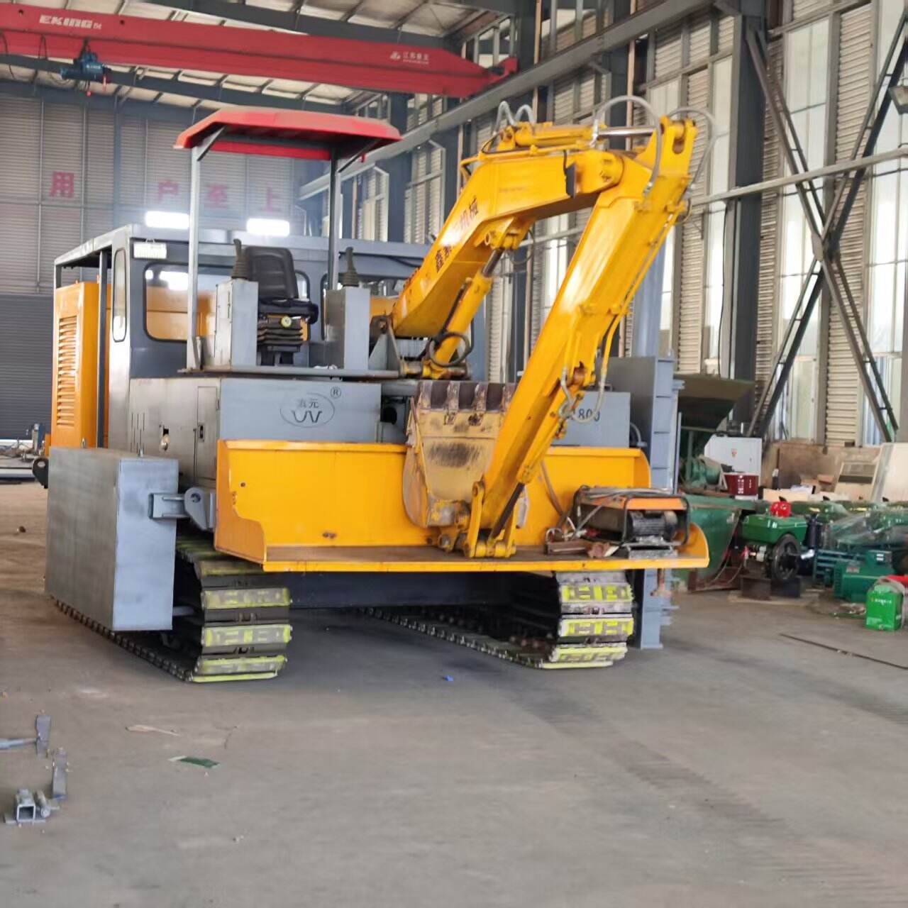 Concrete anti-collision wall slipform machine High frequency vibration slip form machine high performance