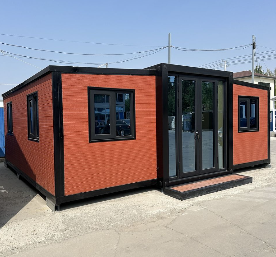 Расширяемый дом с балконом – универсальные решения для жизни