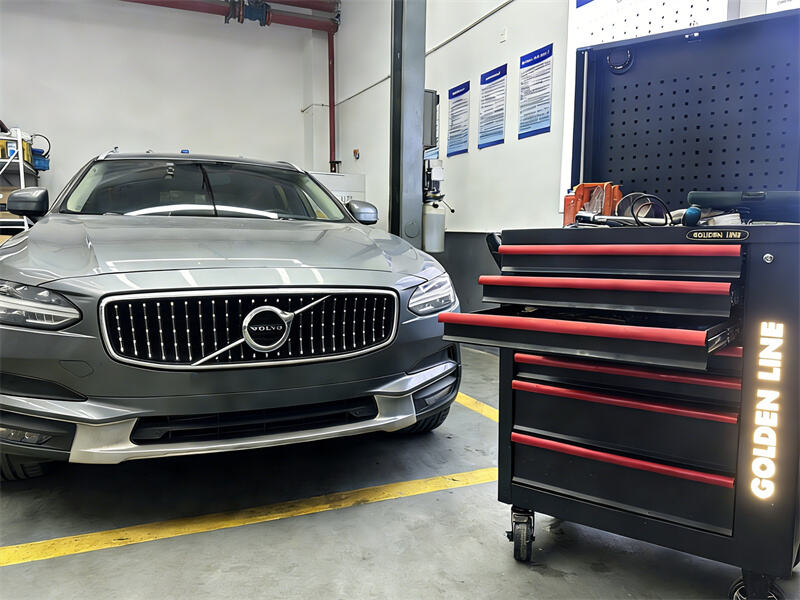 Goldenline Tool Carts Elevate Service Excellence at Volvo 4S Dealerships