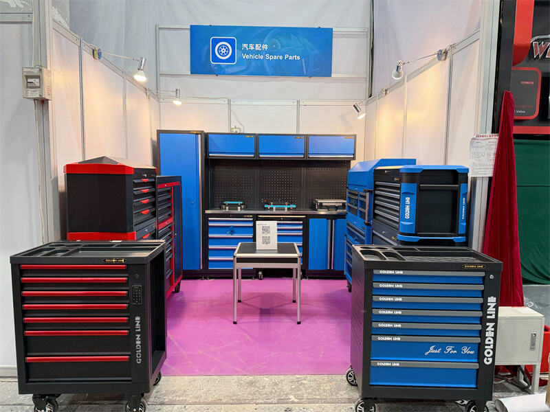 Goldenline Kicks Off 2025 Canton Fair with Sold-Out Tool Storage Samples, Attracting Global B2B Buyers from Europe, SEA & Middle East