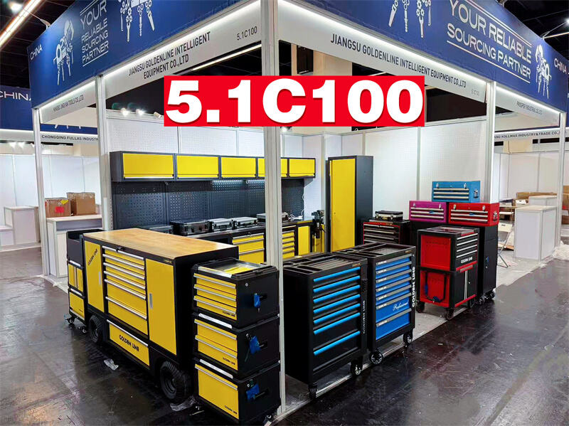 Le premier jour du salon de Cologne en Allemagne