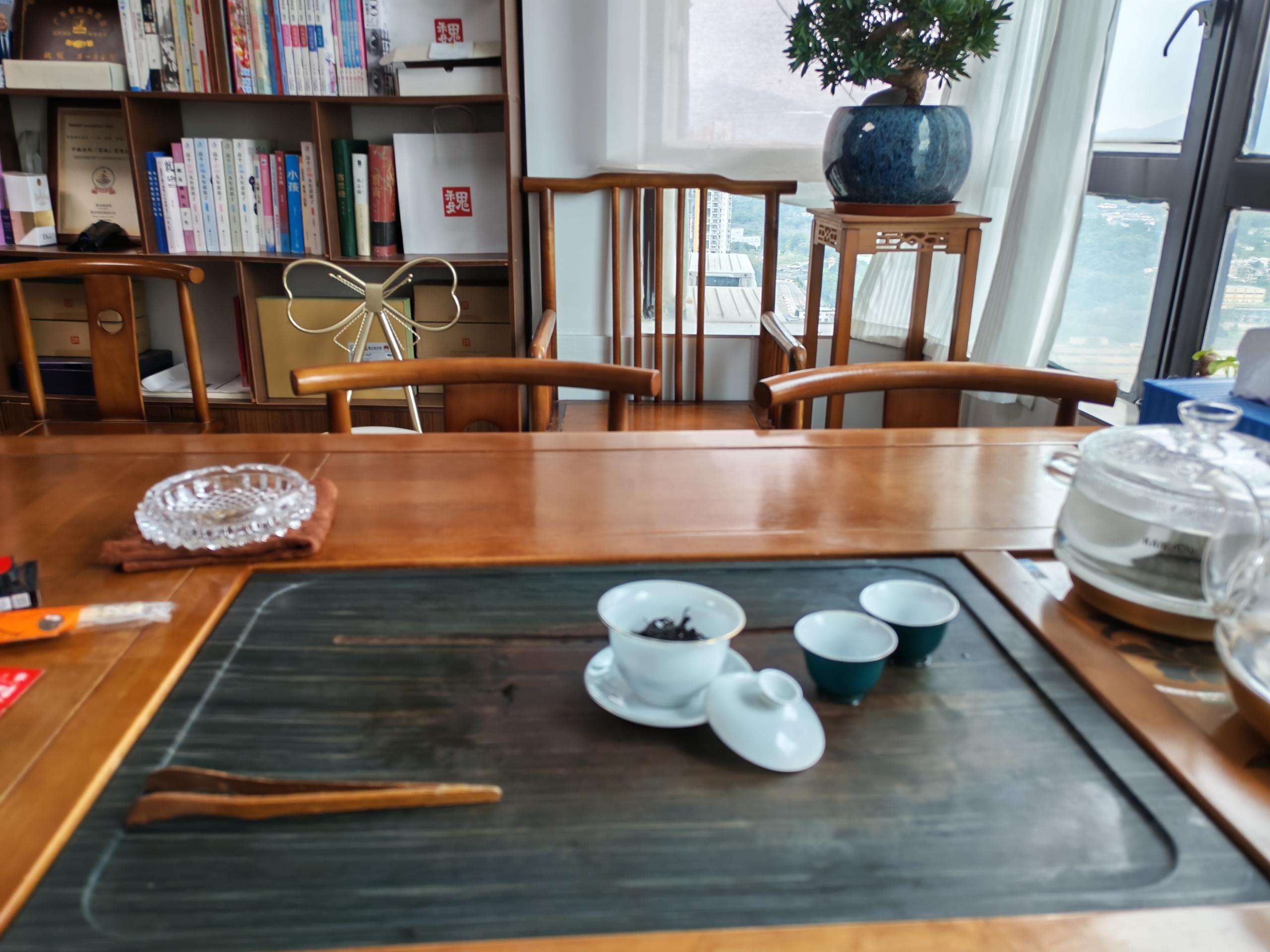 Haha, I met a Chinese person!