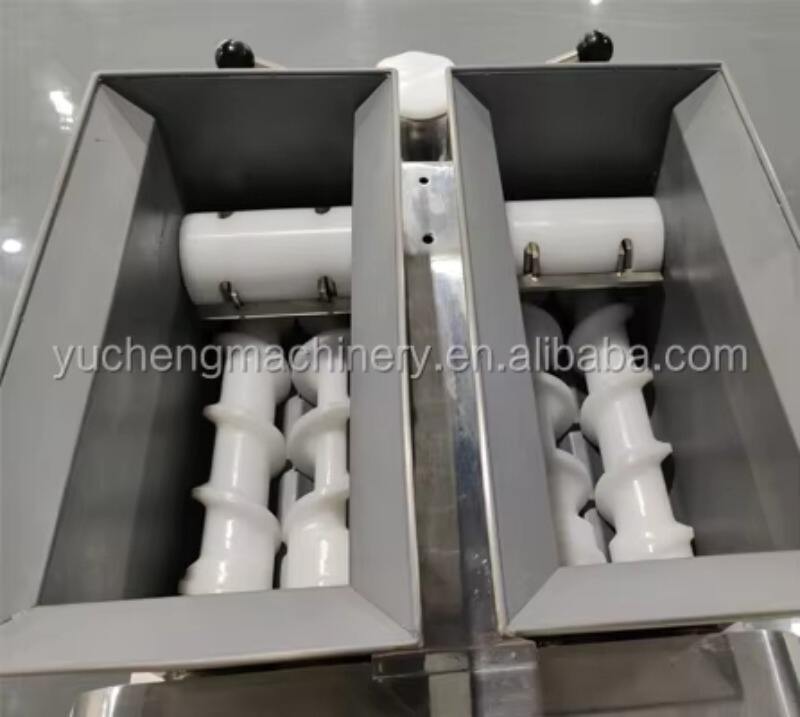 Yucheng specialize in manufacturing ice cream mochi maker machine automatic ice cream mochi encrusting machine factory