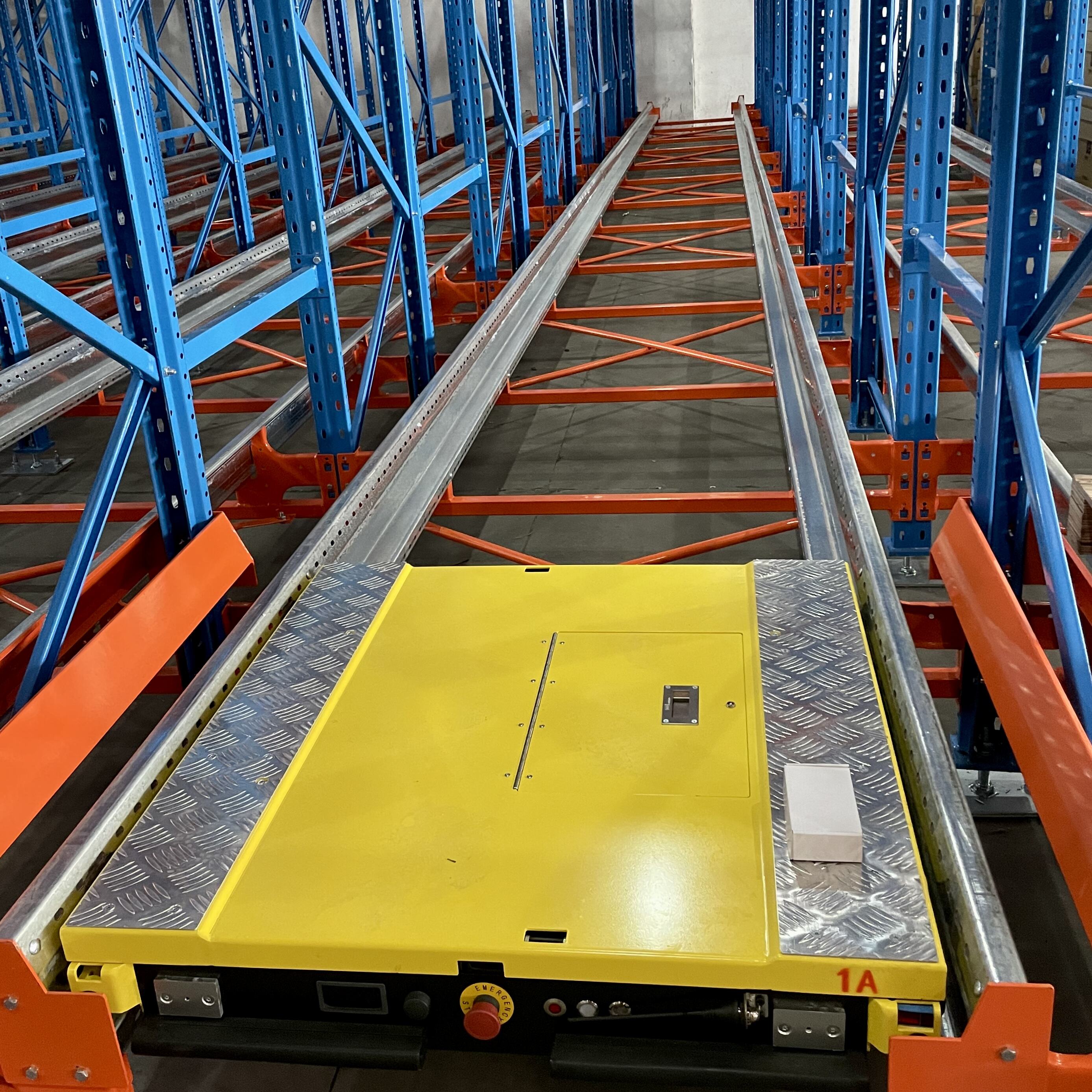 Smart Radio Shuttle Racking: Optimize Space and Workflow