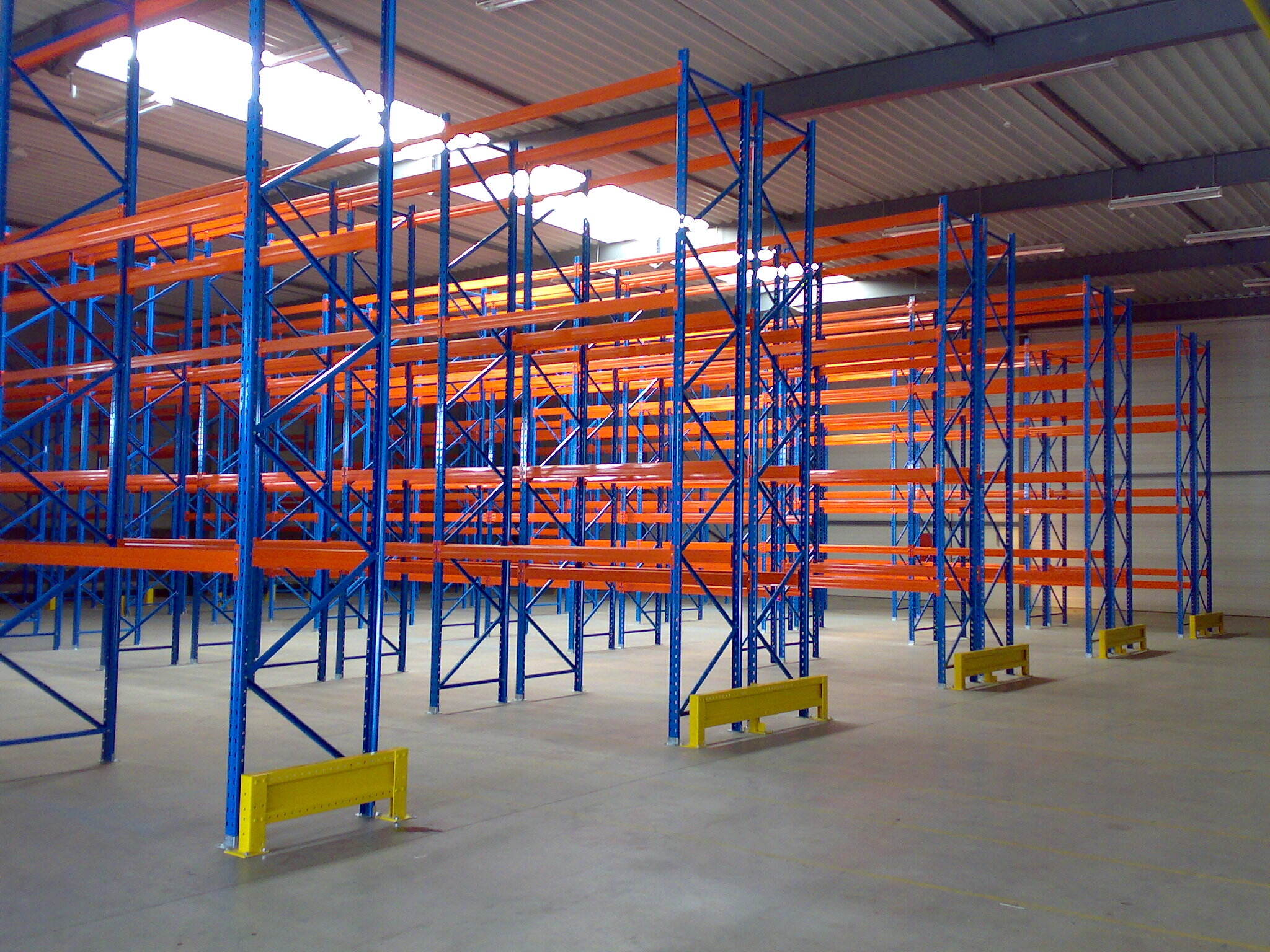 pallet rack--2.jpg