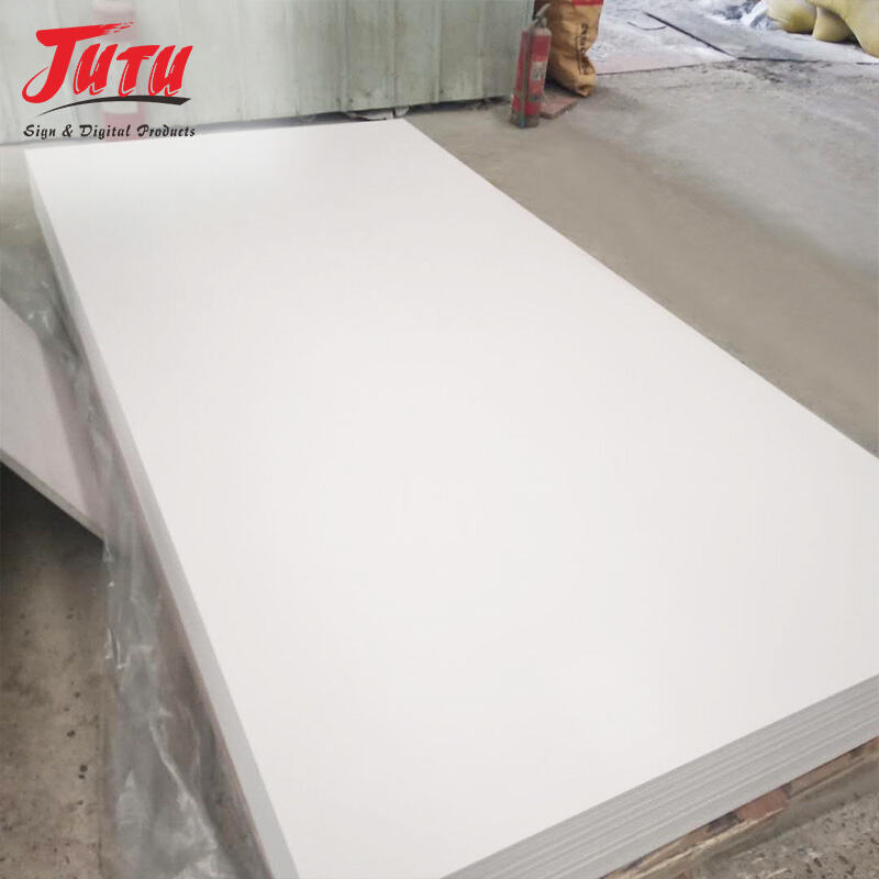 Hervorragende Witterungs- und Chemikalienbeständigkeit