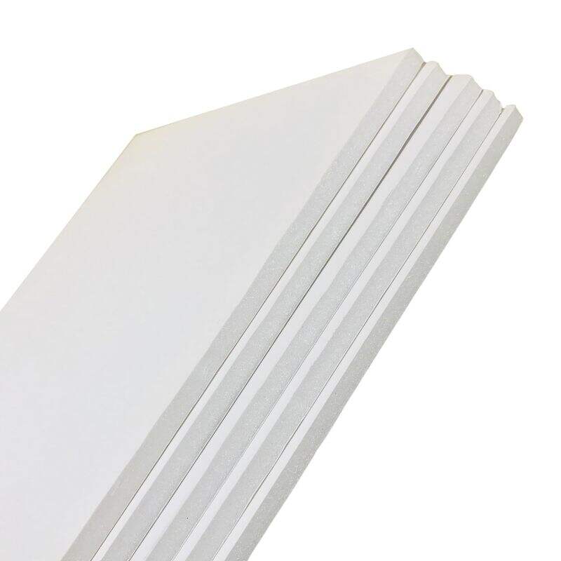 Quão durável é o papel de espuma em comparação com o plástico