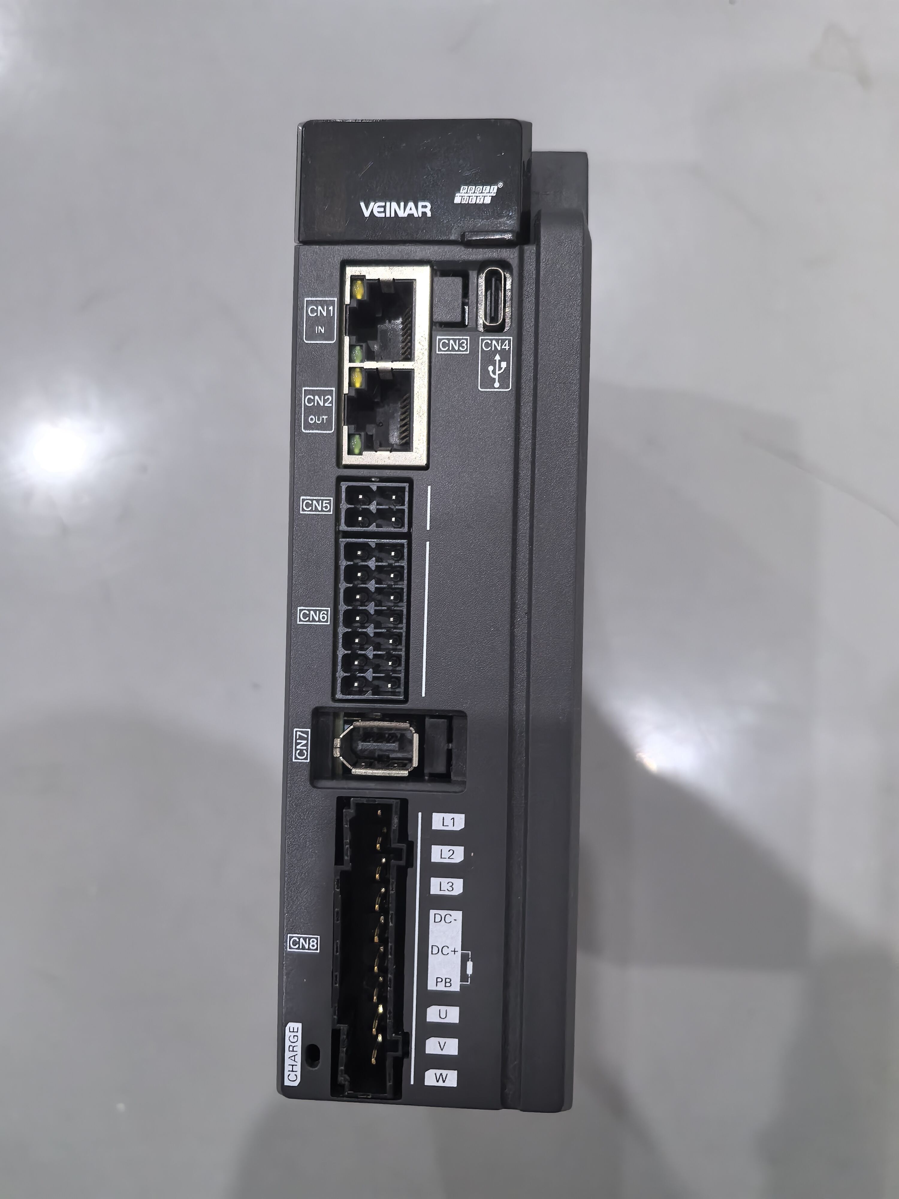 Integración versátil con múltiples protocolos