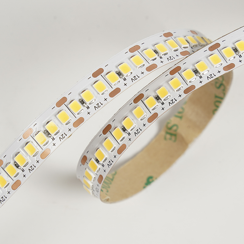 Flexibilní LED pás SMD2835 240 LED/m DC12V 10 mm jedna barva pro schody