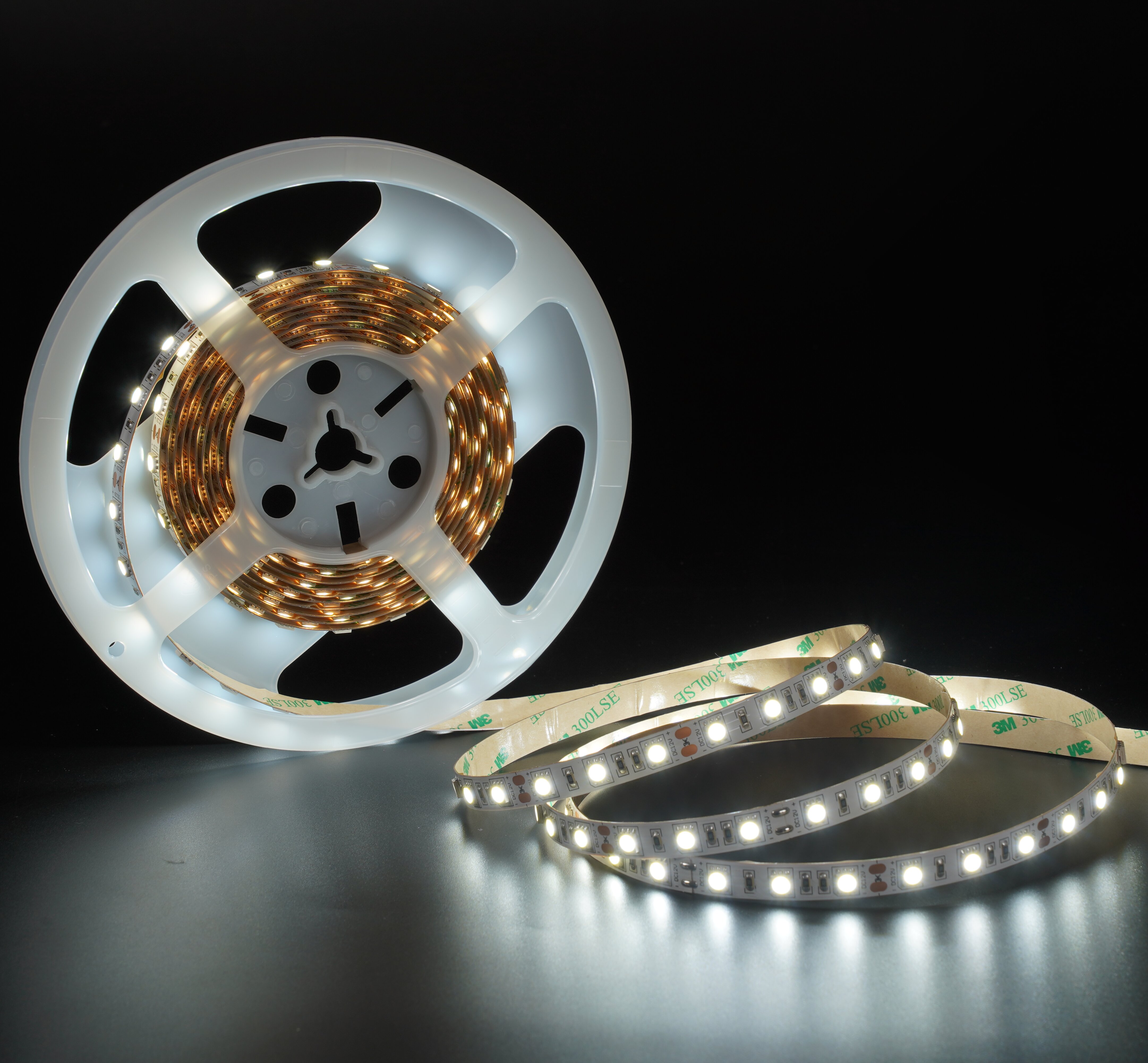 Aluminum Profiles vs. Plastic: Which Is Better for LED Strips?
