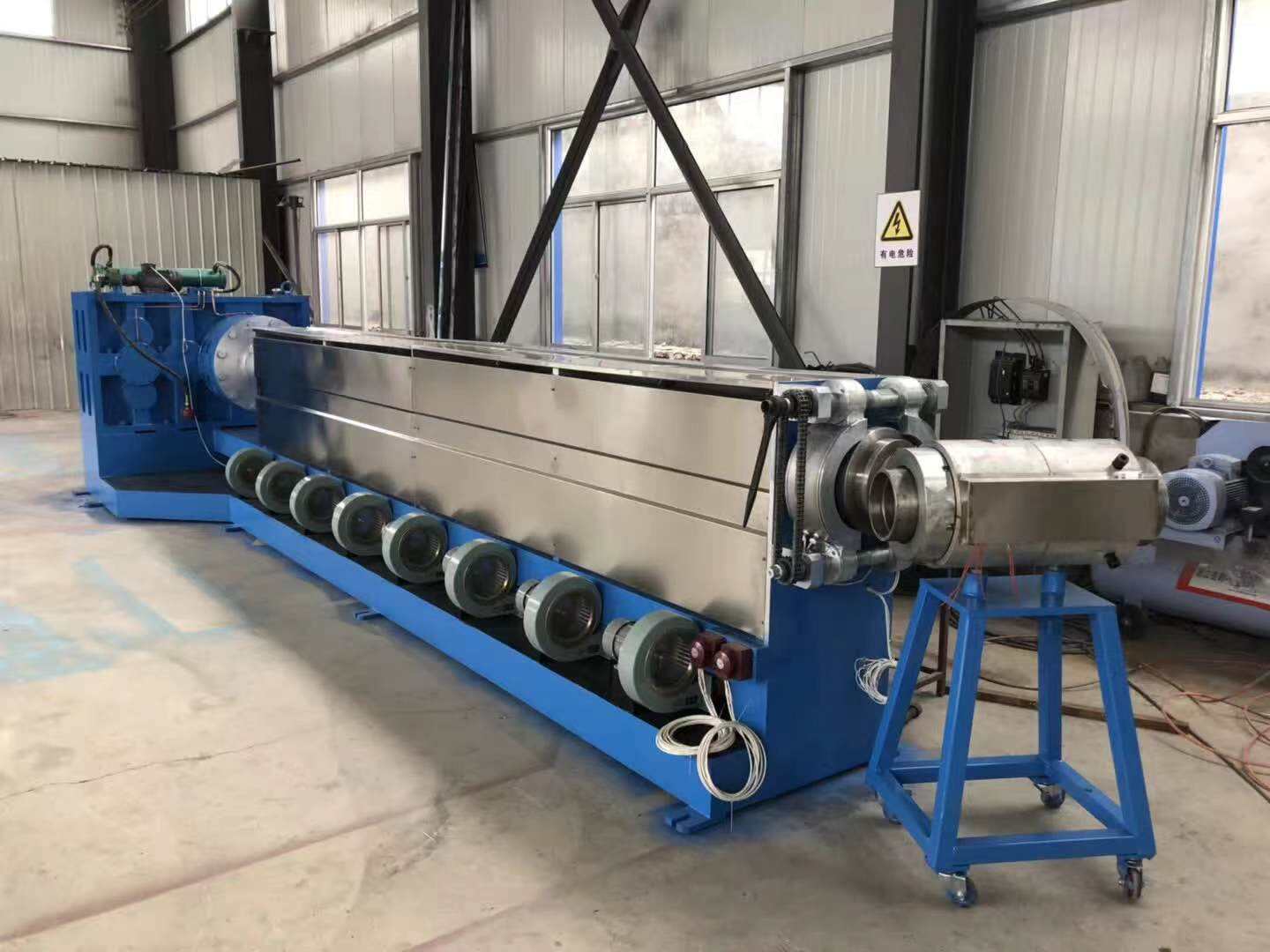 تغطية ومعرفة على مستوى العالم