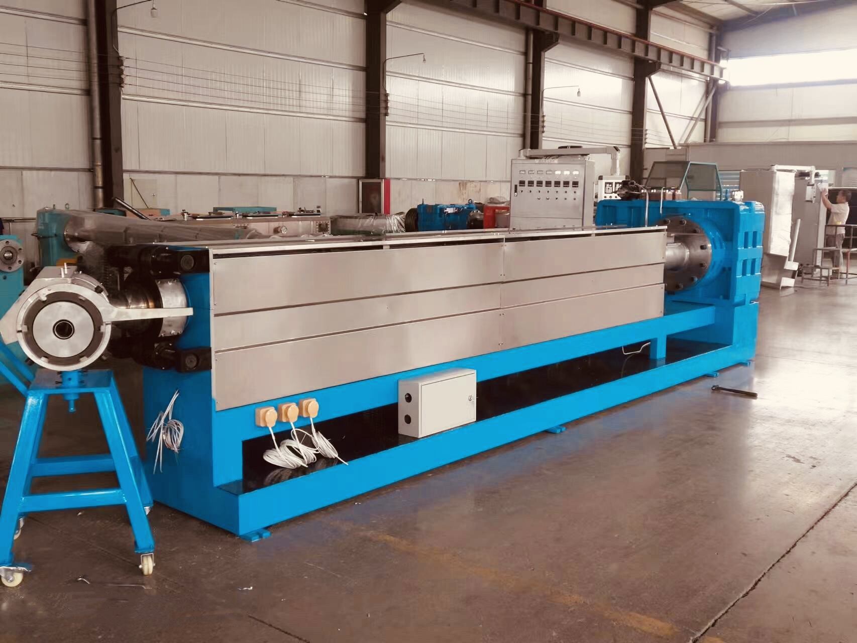 برامج تدريبية لإدارة المنتج/نوع الجهاز ذاتيًا