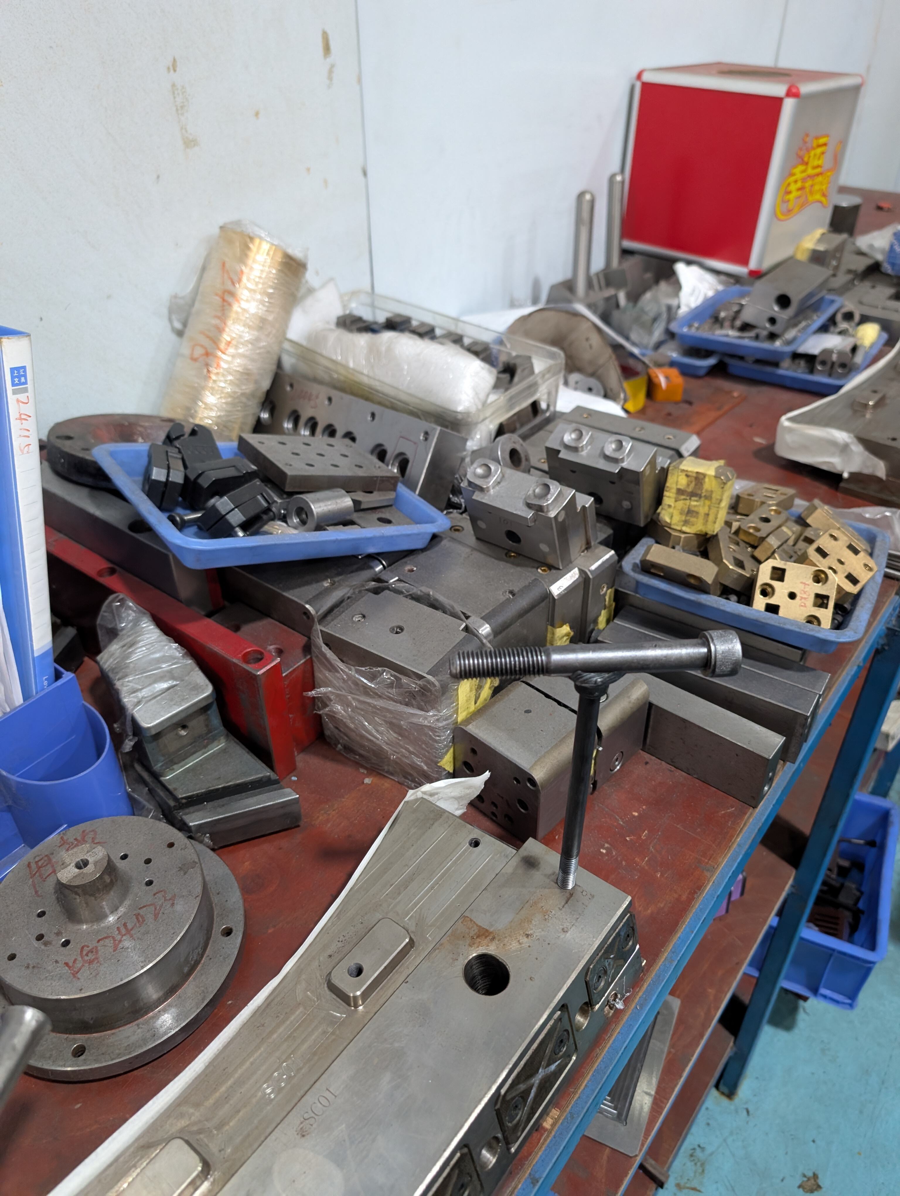 Präzisionstechnik und individuelle Designfähigkeiten