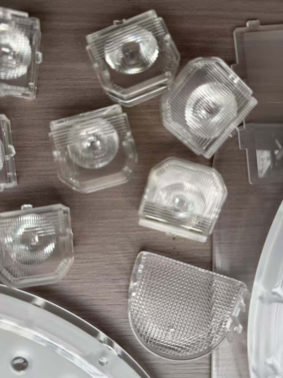 Präzisionsengineering für hervorragende optische Leistung