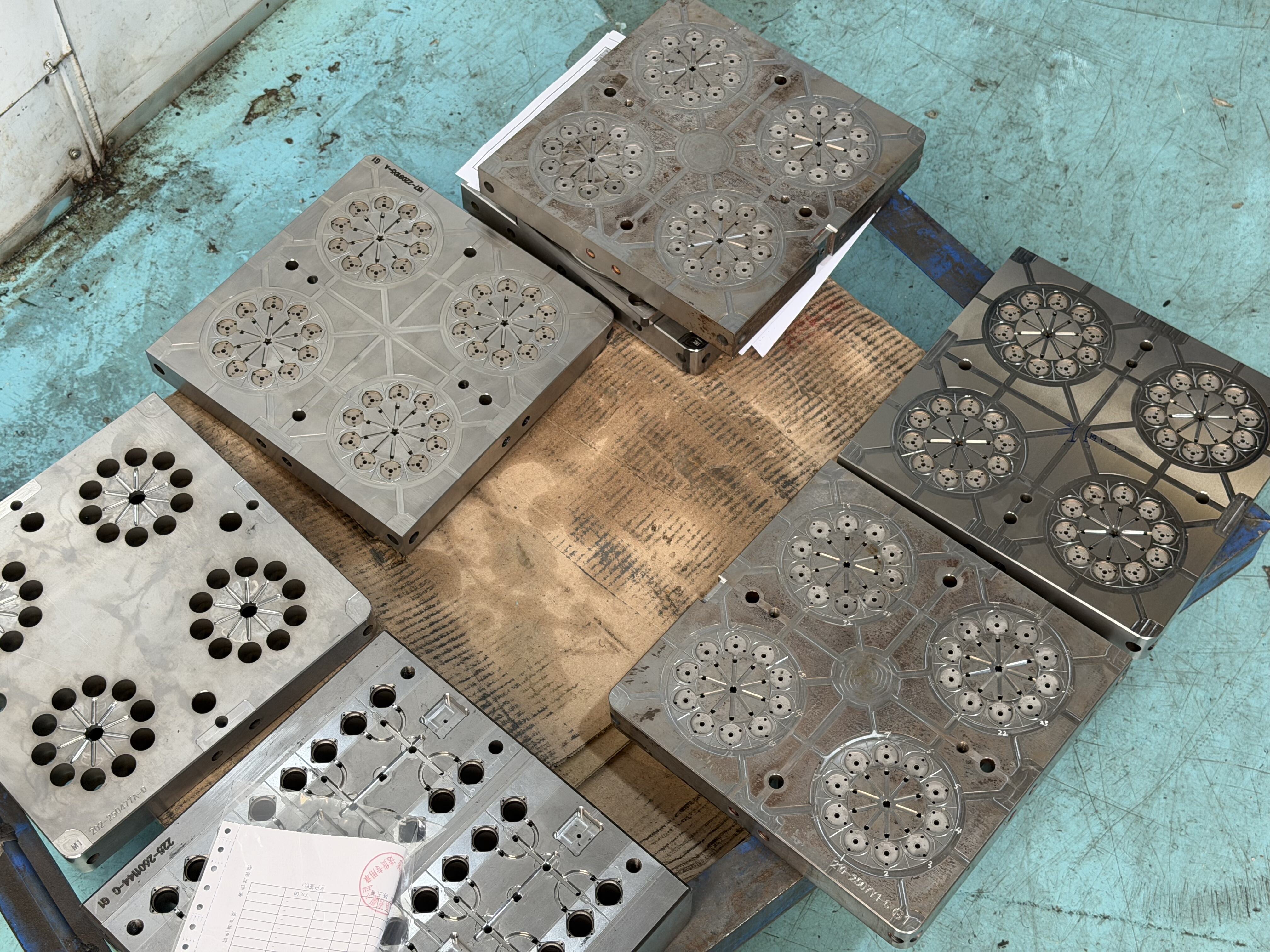 Accelerated Production Efficiency and Simplified Manufacturing Workflows