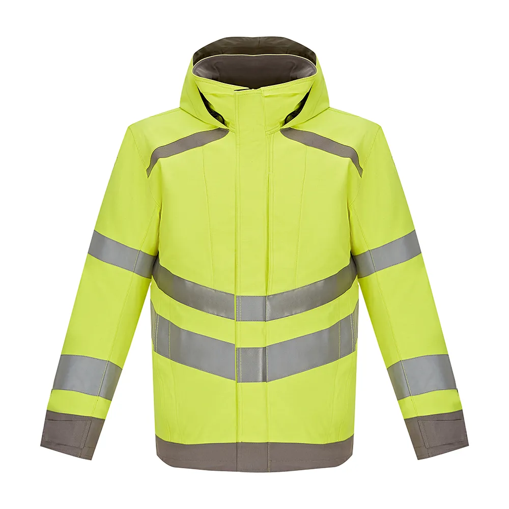 The Benefits of High Visibility Waterproof Garments for Outdoor Workers