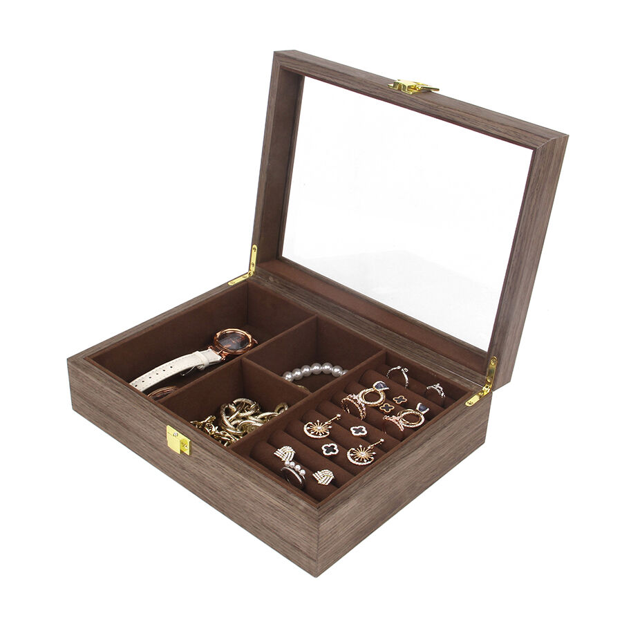 घड़ियों, कान के गहनों, हारों और अंगूठियों को प्रदर्शित करने और संग्रहित करने के लिए नई चीनी-शैली की लकड़ी की गहने की पेटी।