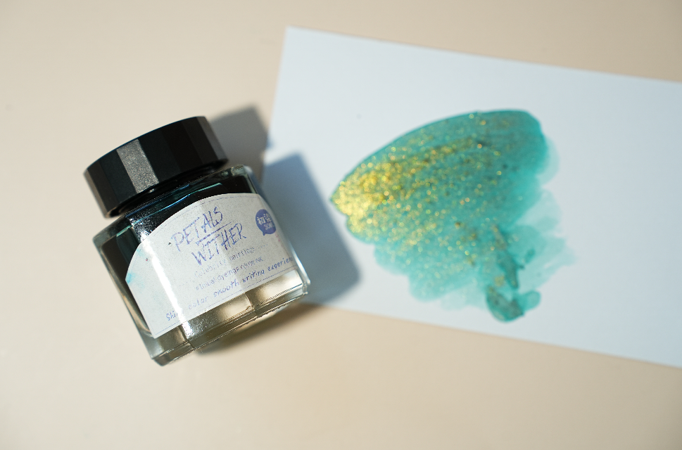 Can gold powder inks be mixed with other pigments?