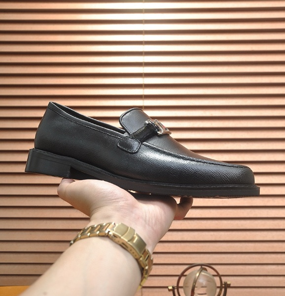 New luxury classic British formal leather shoes men's business casual leather shoes