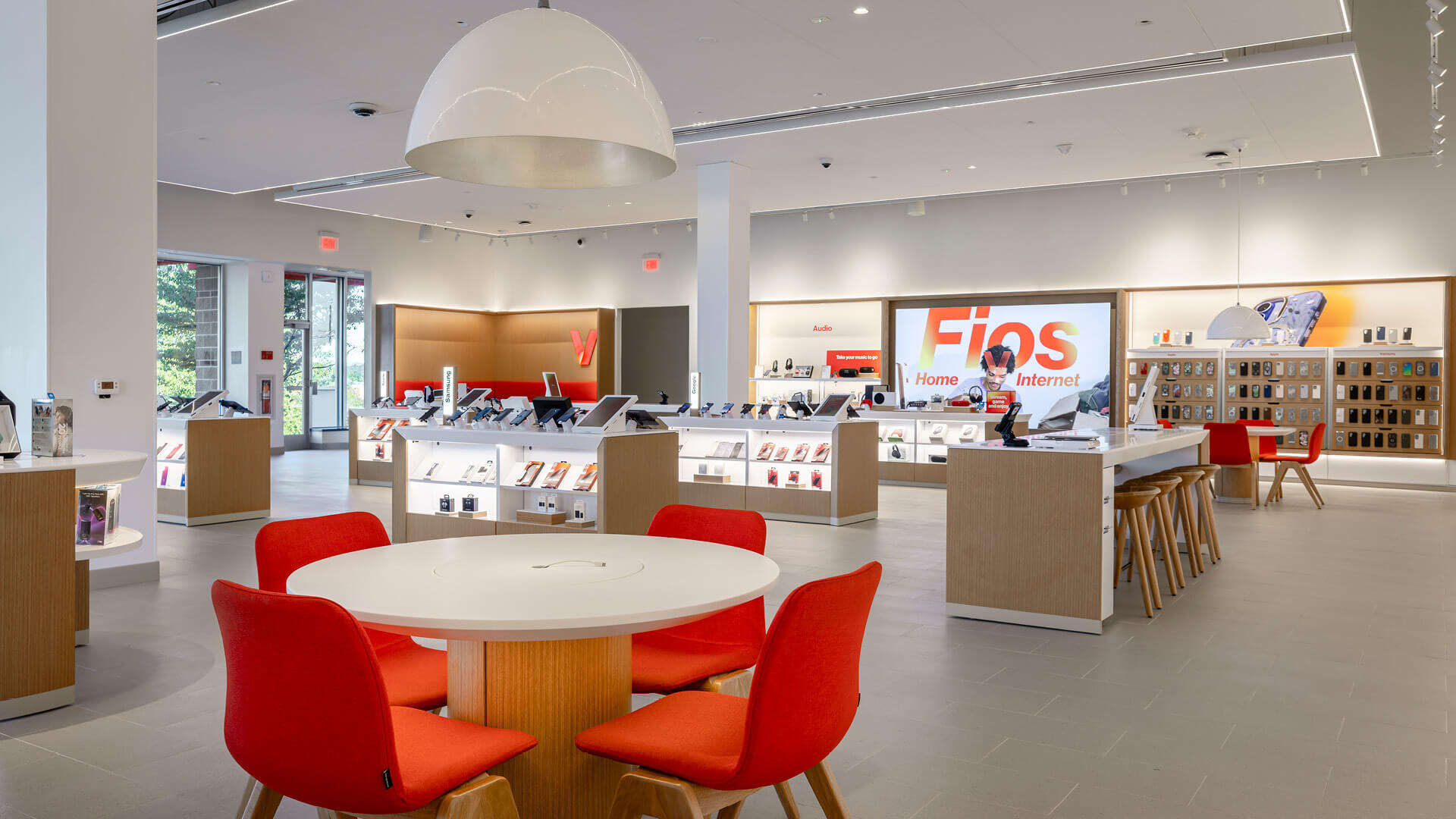 Mobile phone store display design