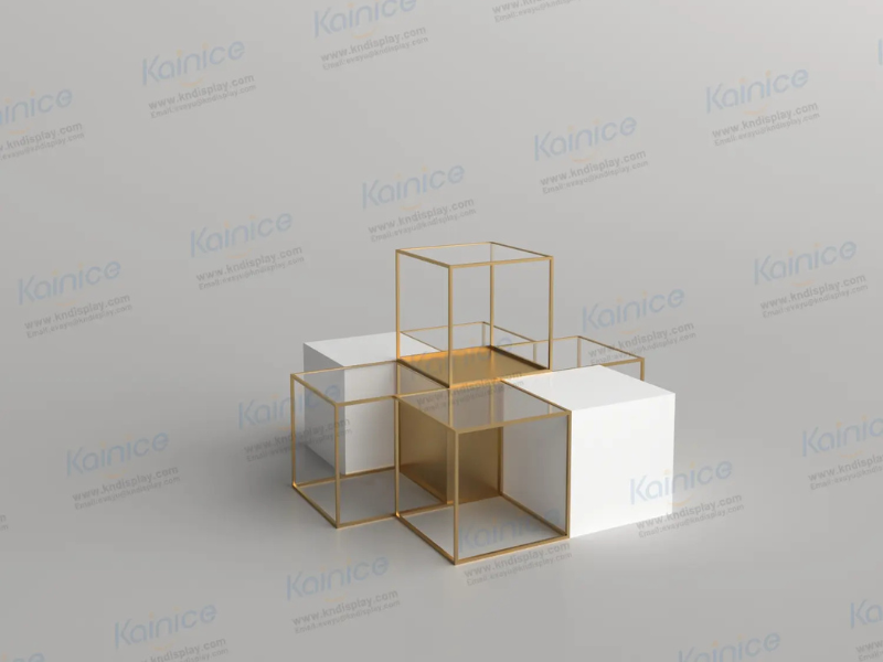 What are the features of a good jewelry display cabinet?