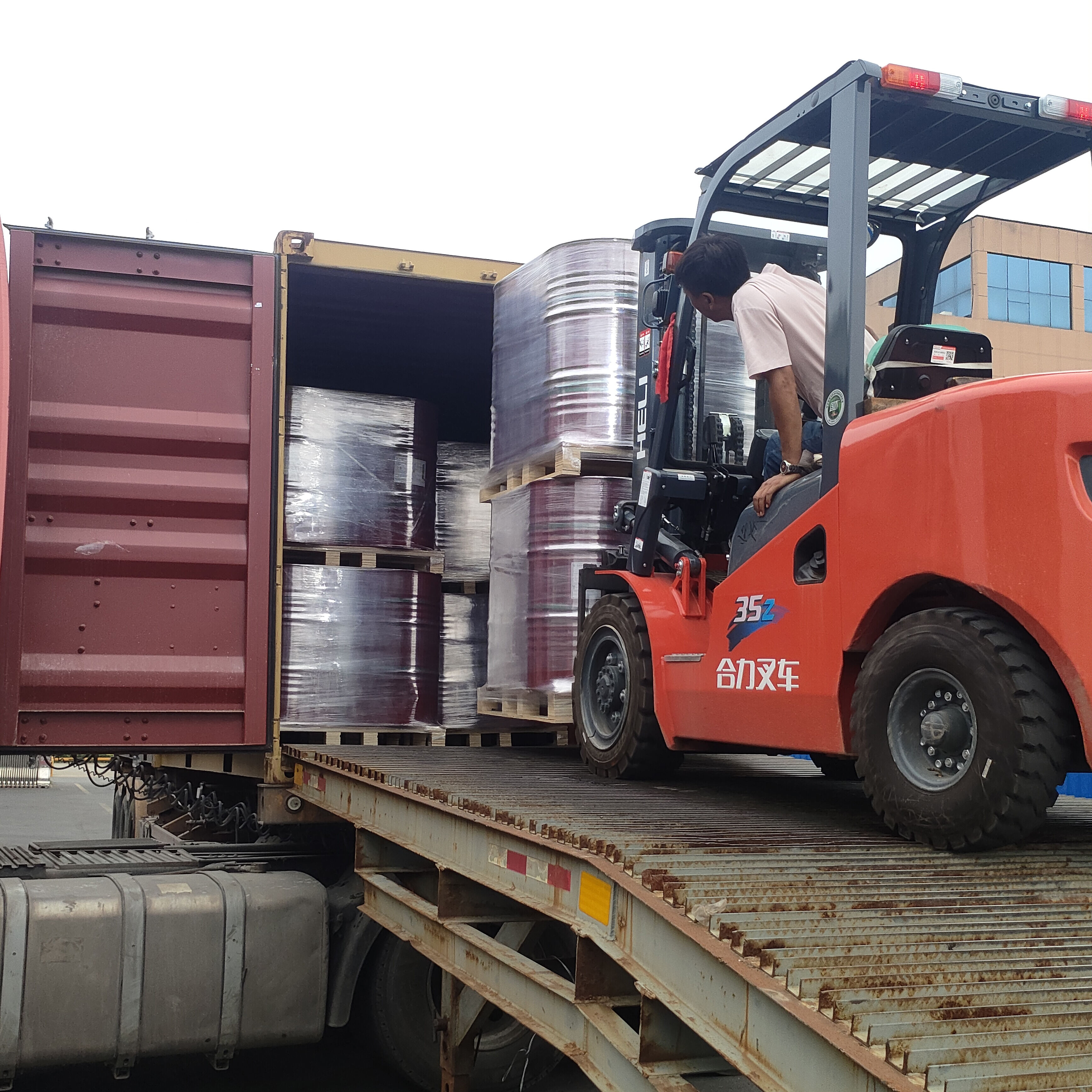 Two-component Polyurethane Spray Foam Closed Cell Pu Foam for Roof Insulation