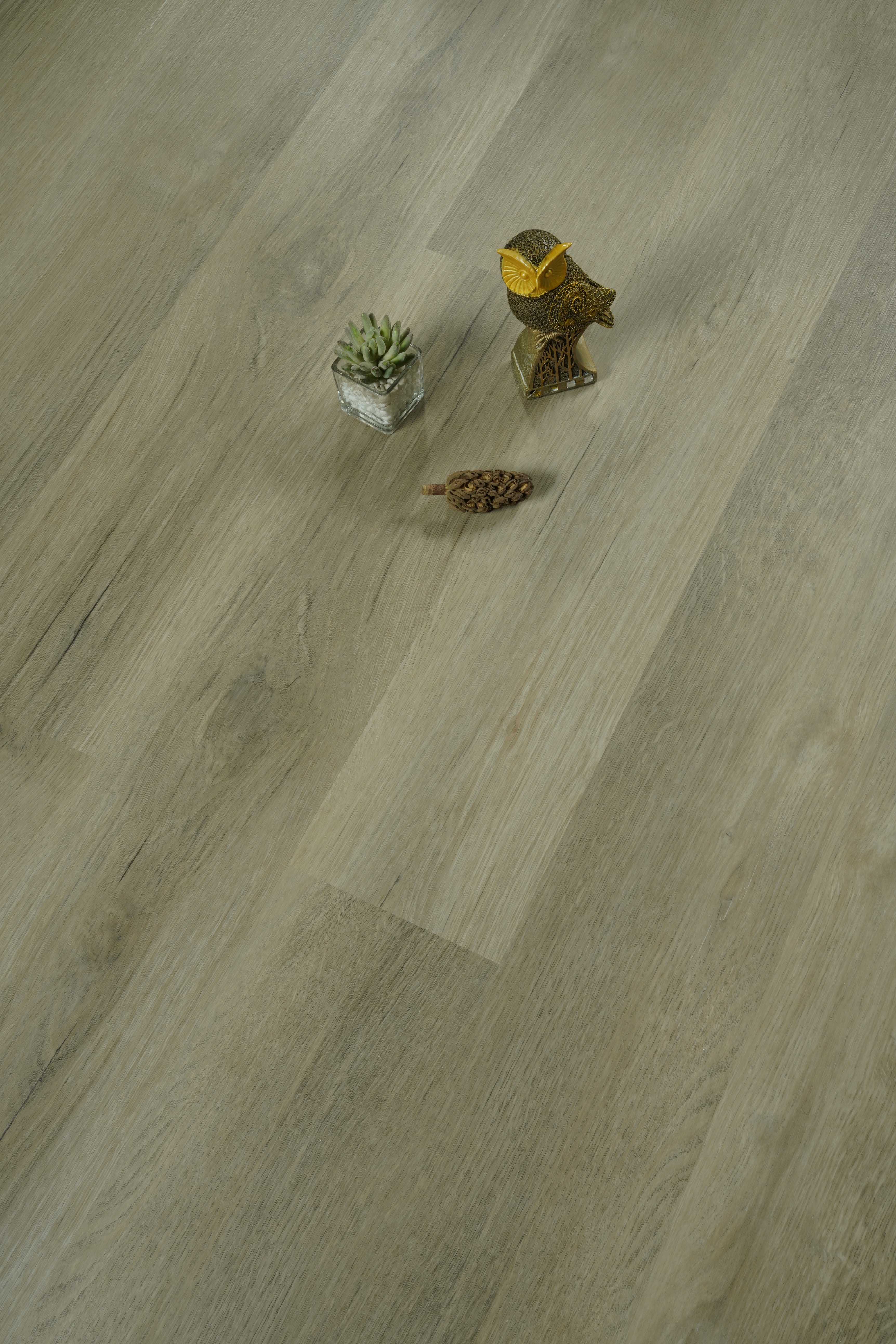 How to Select Vinyl Flooring for Residential and Office Projects?