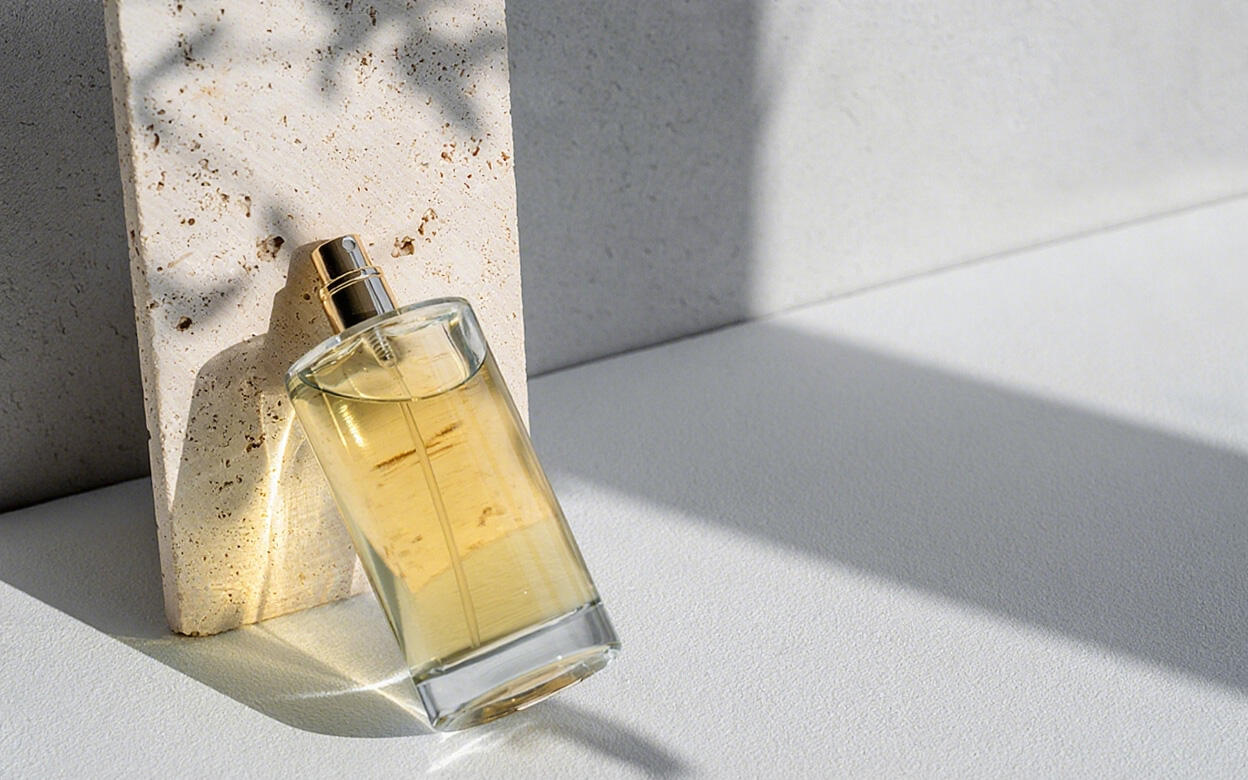 Perfume bottle