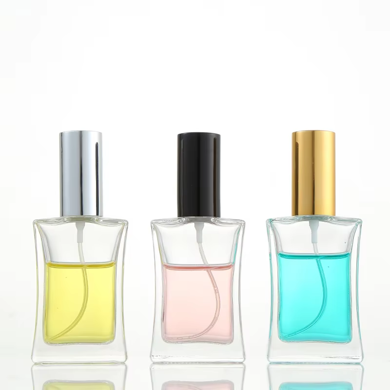 Perché i Marchi di Lusso Si Stanno Volgendo ai Flaconi di Profumo Personalizzati
