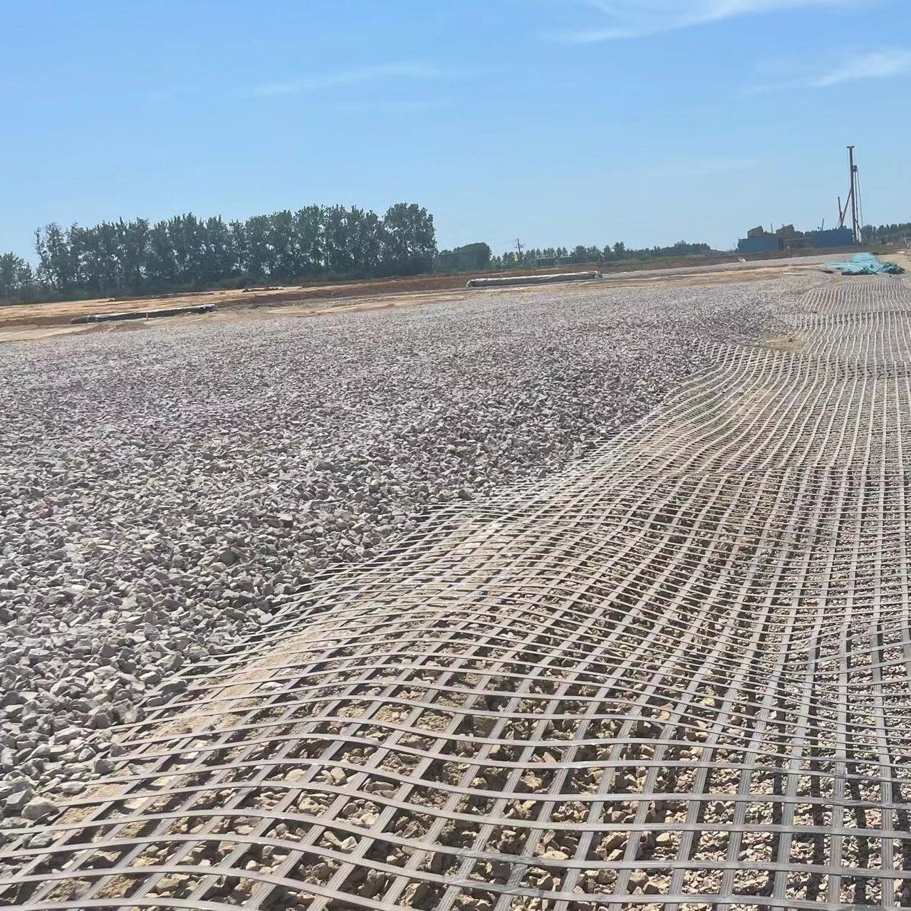 Cómo las georredes de grava mejoran la estabilidad del suelo y reducen la erosión