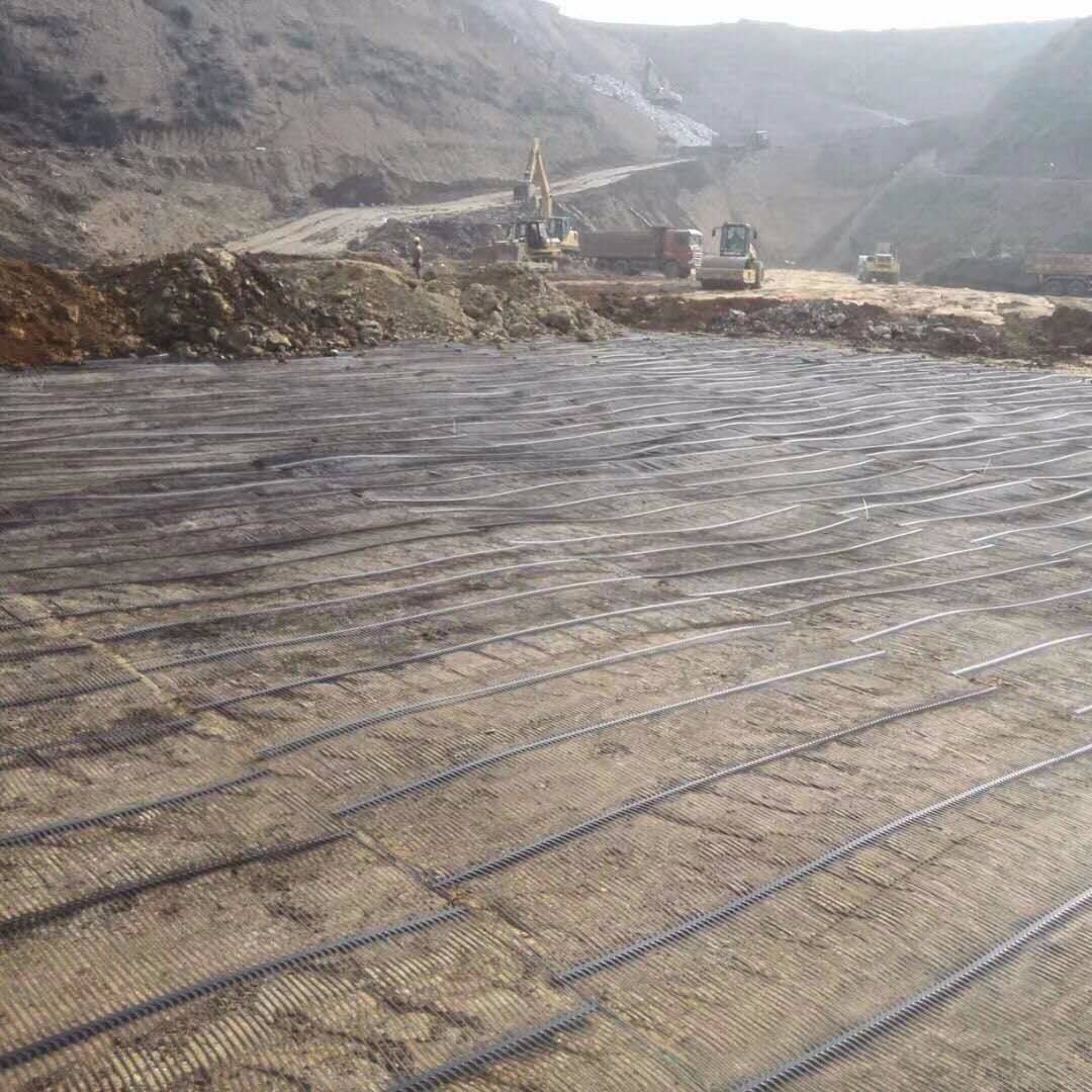 How Erosion Control Geogrids Enhance Drainage and Prevent Soil Erosion?