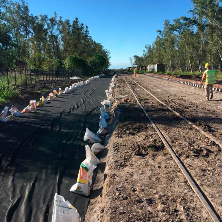 Why Wholesale Buyers Prefer Geotextile Fabric for Gravel Driveway Projects?